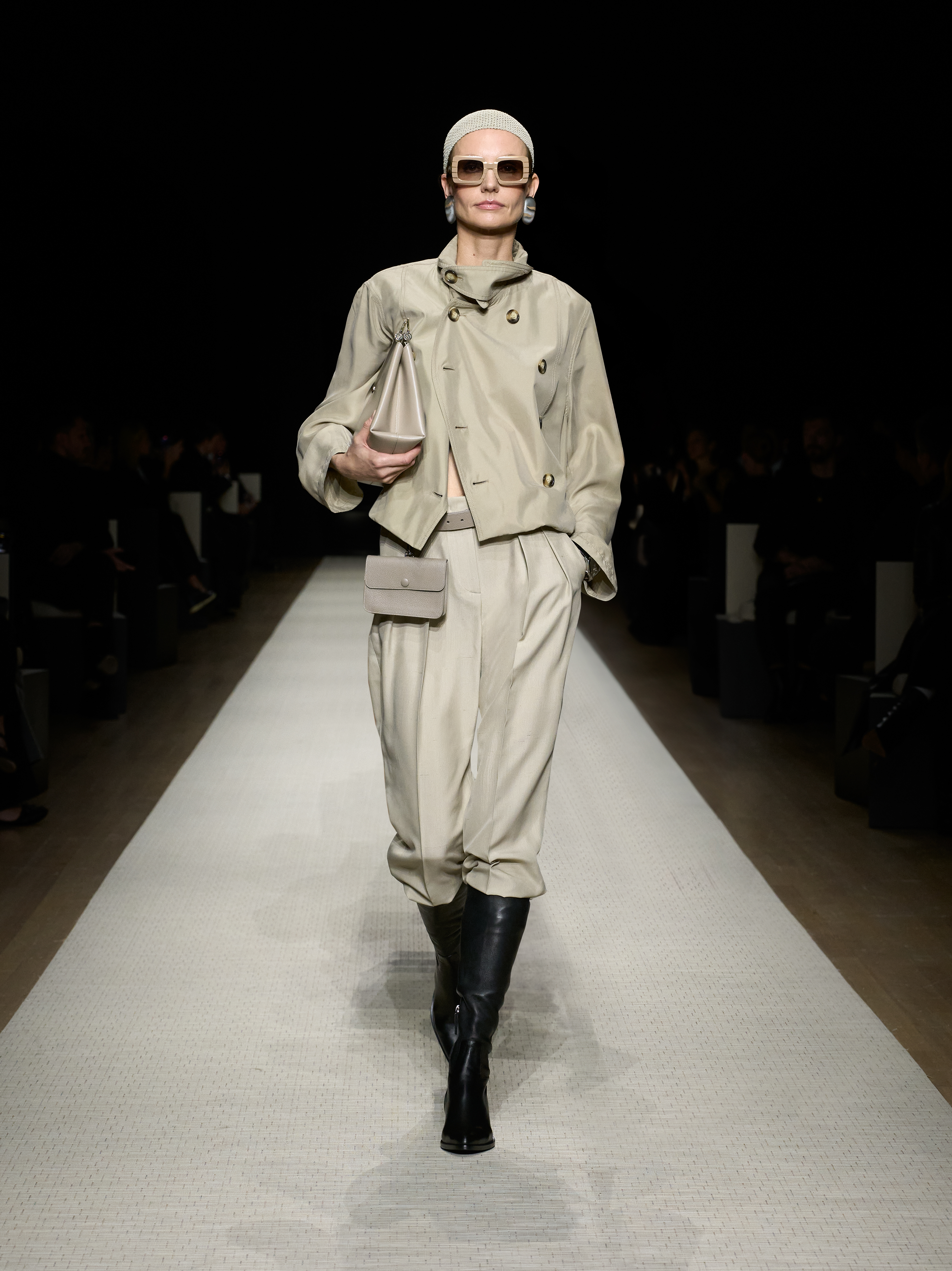 【レア非売品 】GIORGIO ARMANI　2021年春夏コレクションカタログ 00002-giorgio-armani-RTW-