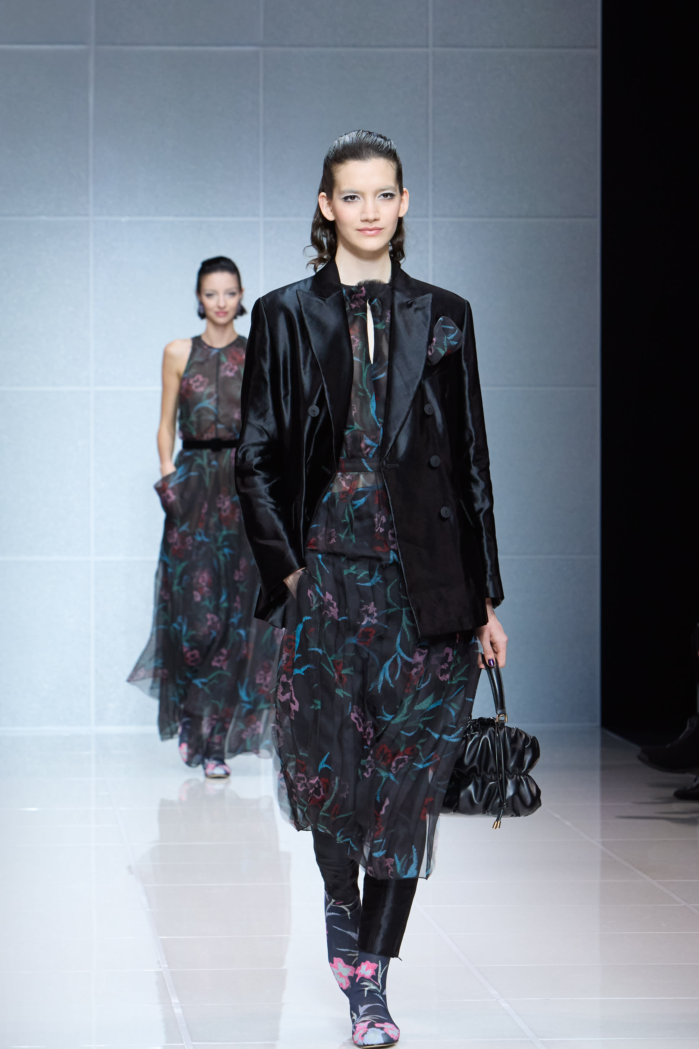 Fall Winter 2024-2025 Women’s Fashion Show | Giorgio Armani