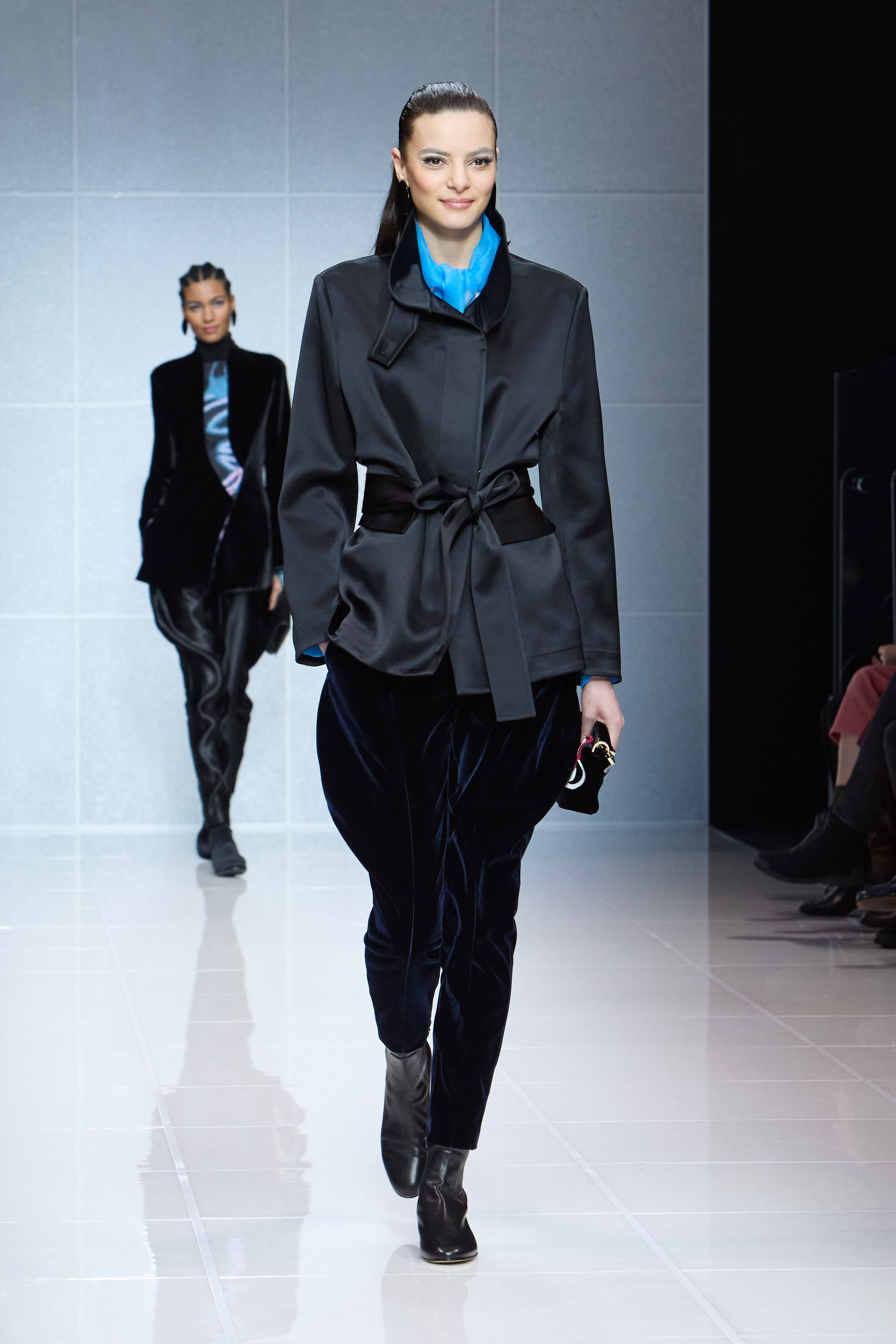Fall Winter 2024-2025 Women’s Fashion Show | Giorgio Armani