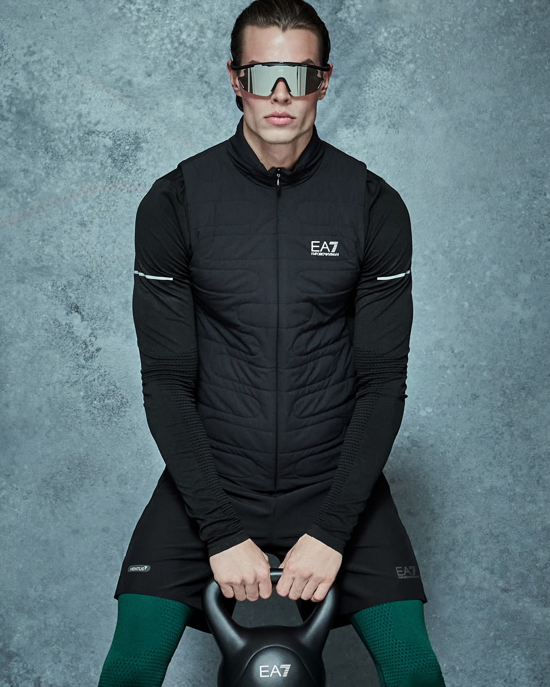 FW24-25_EA7_ADV_GLOBAL_FASHION_M_10