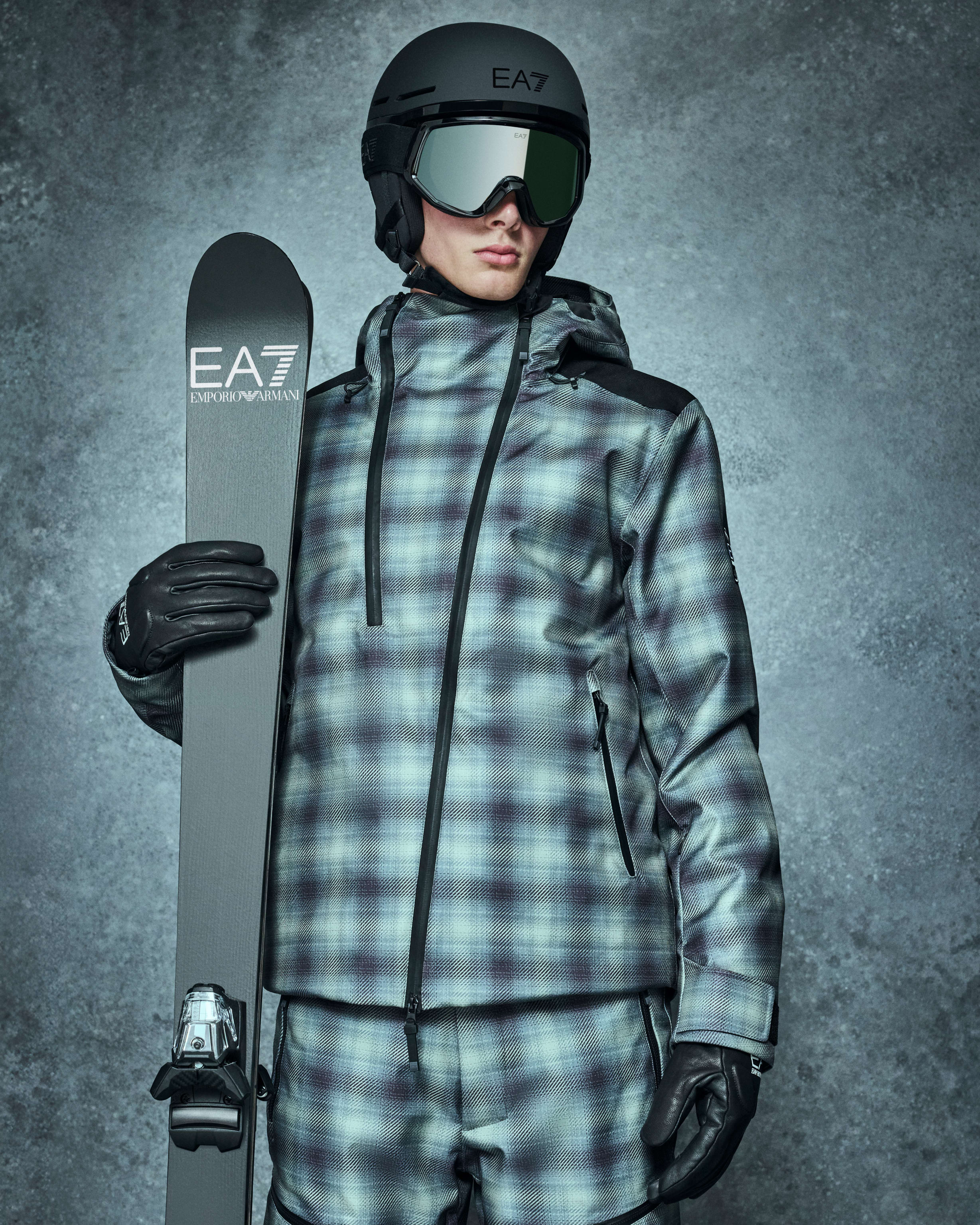 FW25-26_LOOK_18