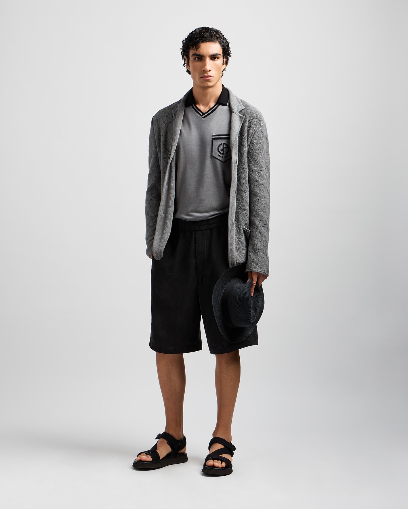 LOOK004