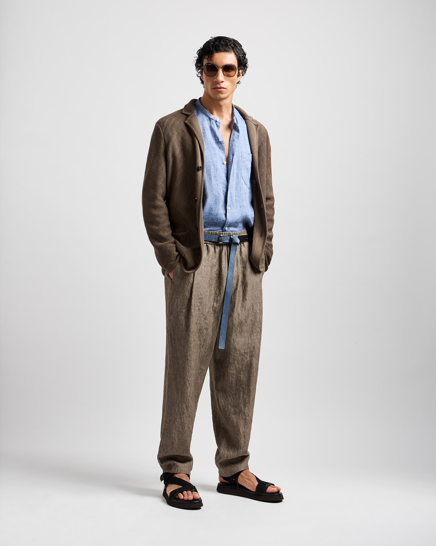 LOOK018