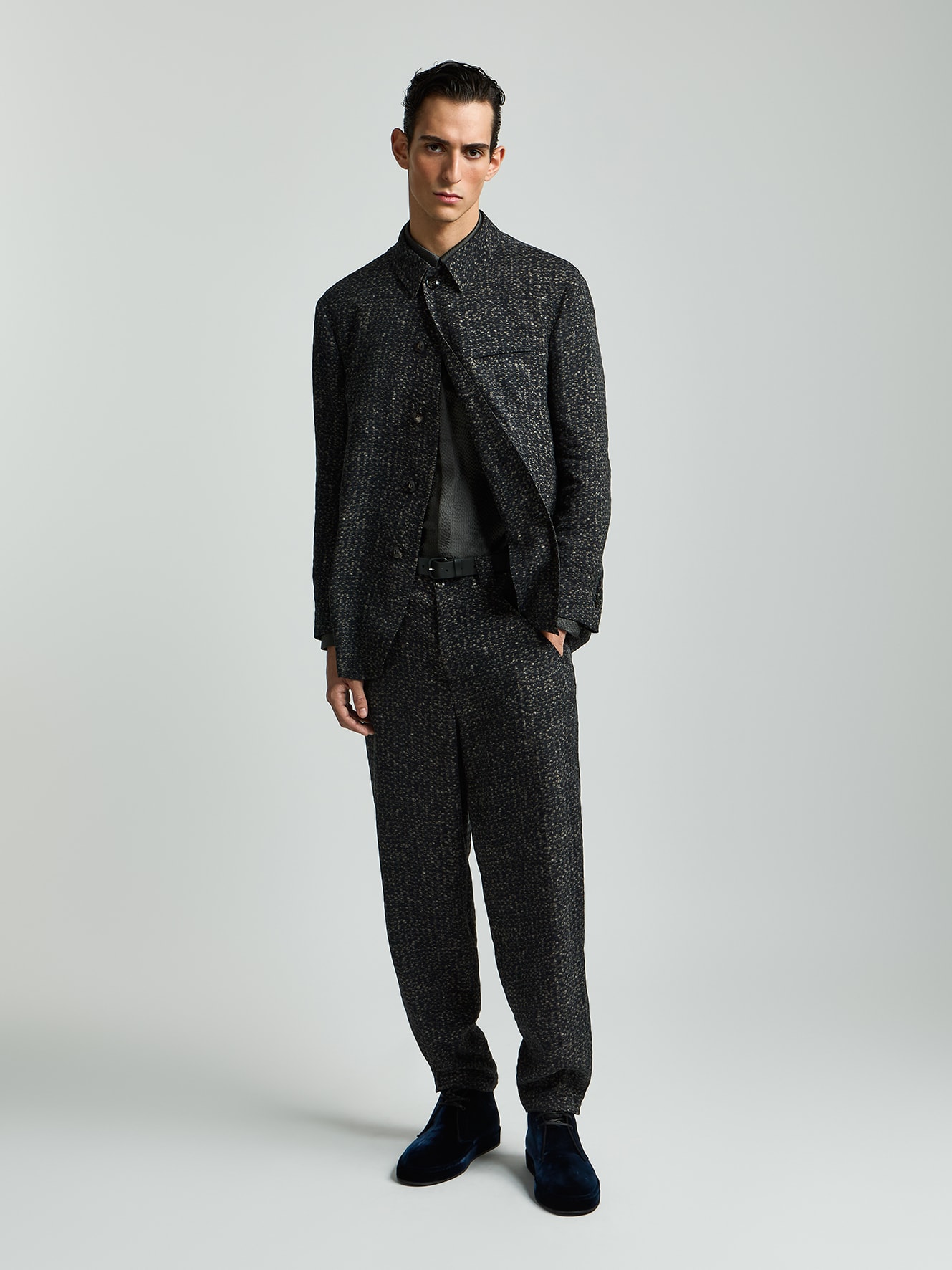LOOK006