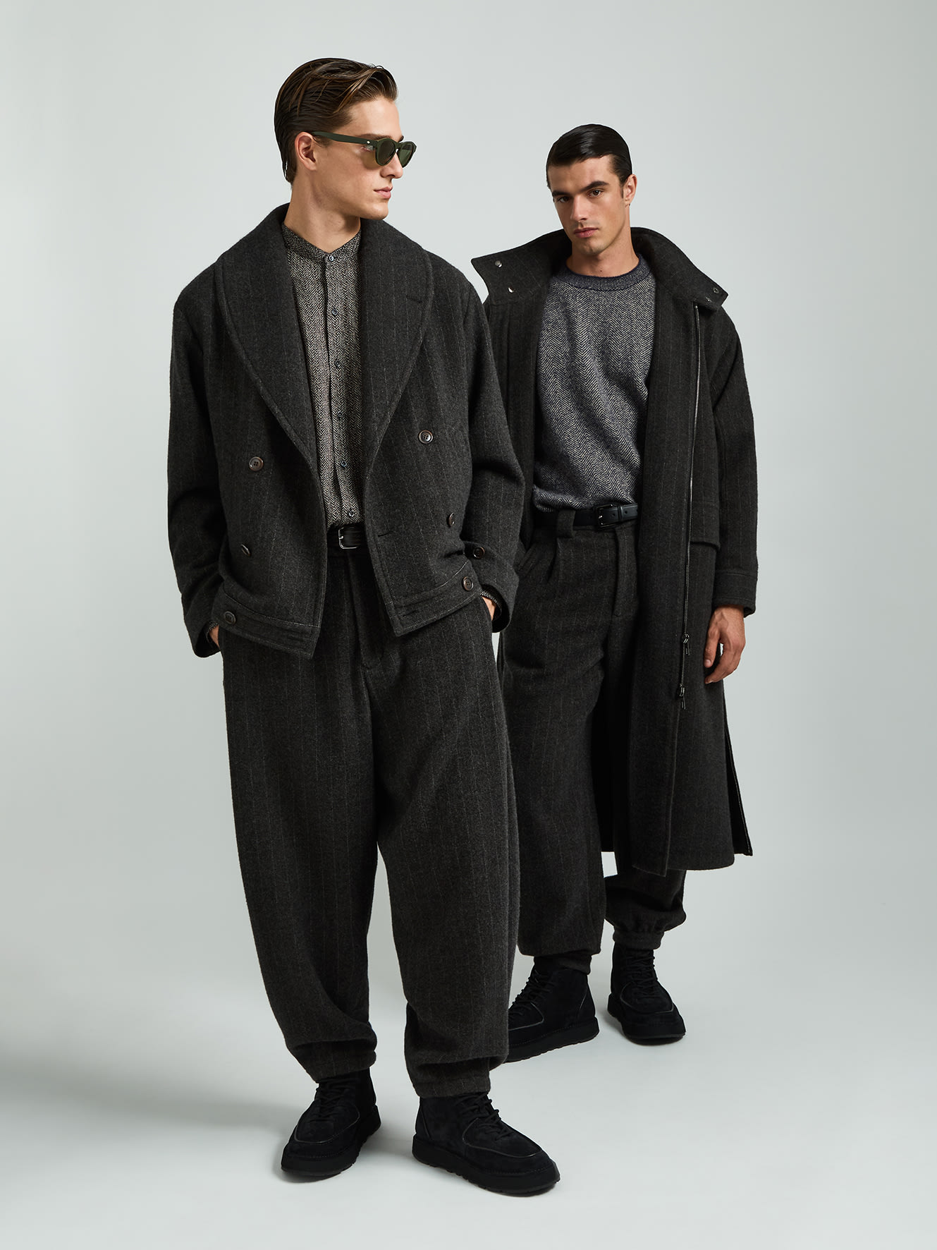 LOOK023