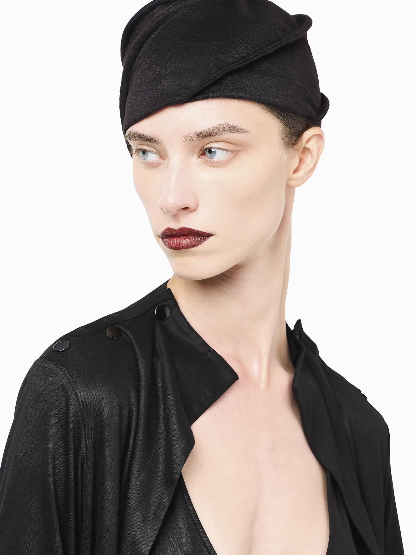 LOOK007