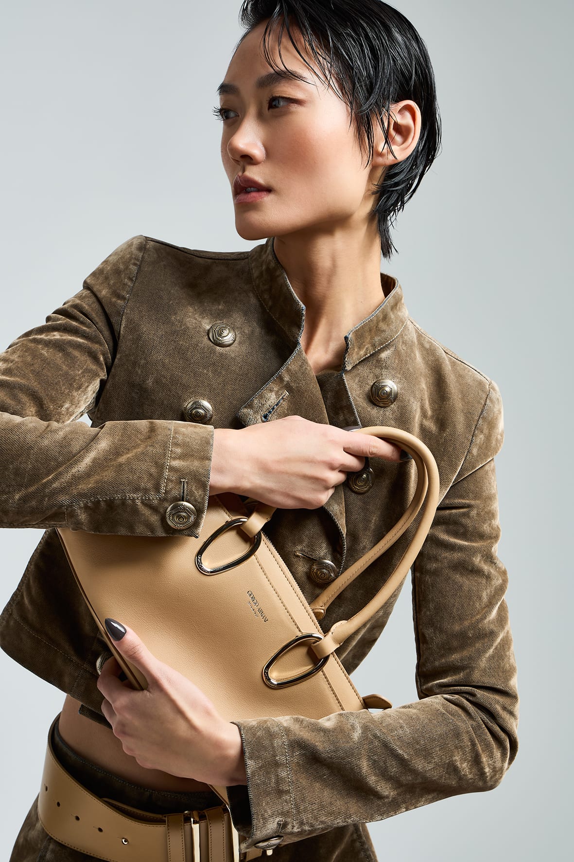 LOOK010BIS