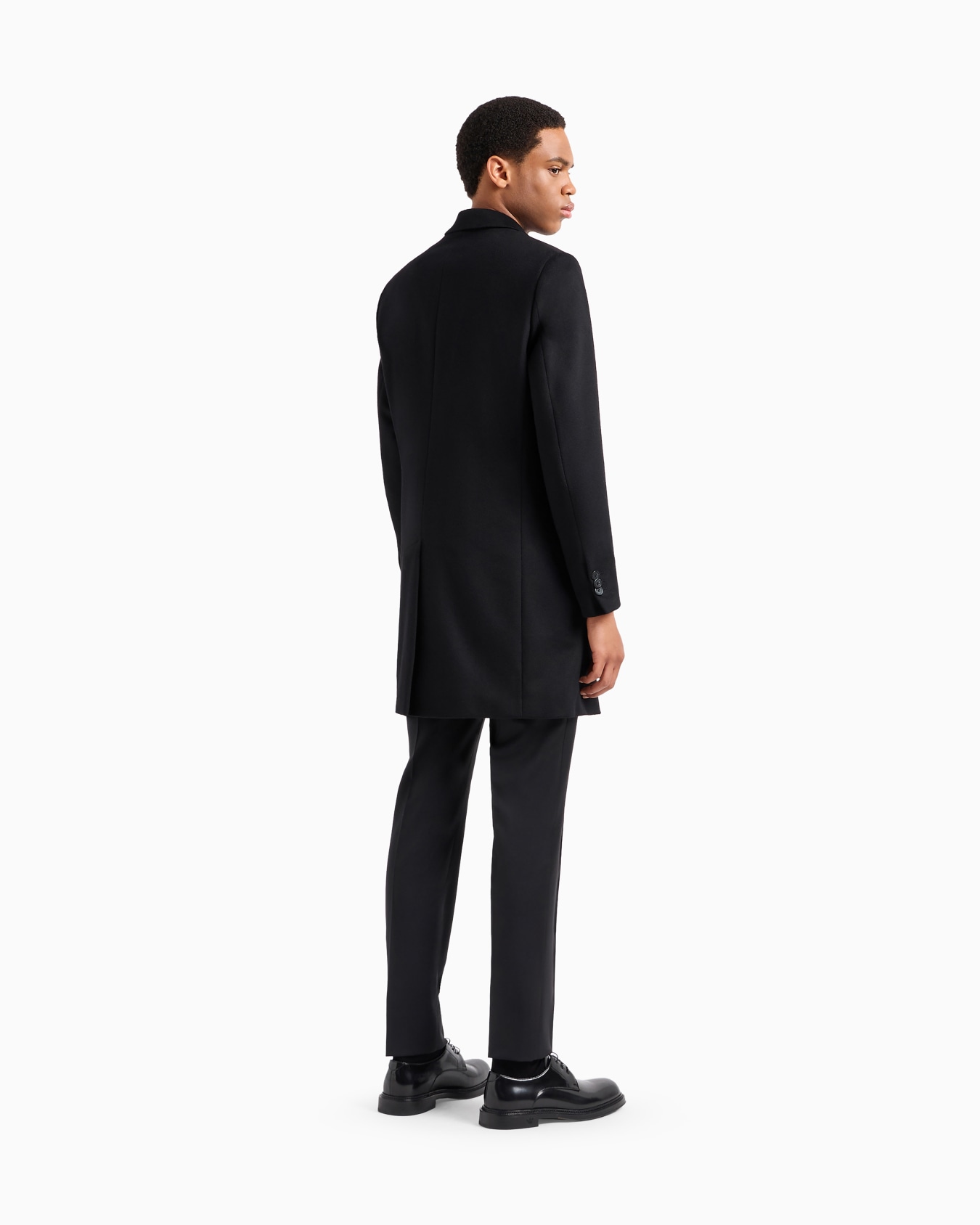 Coat with lapels in beaver cashmere Slide 2