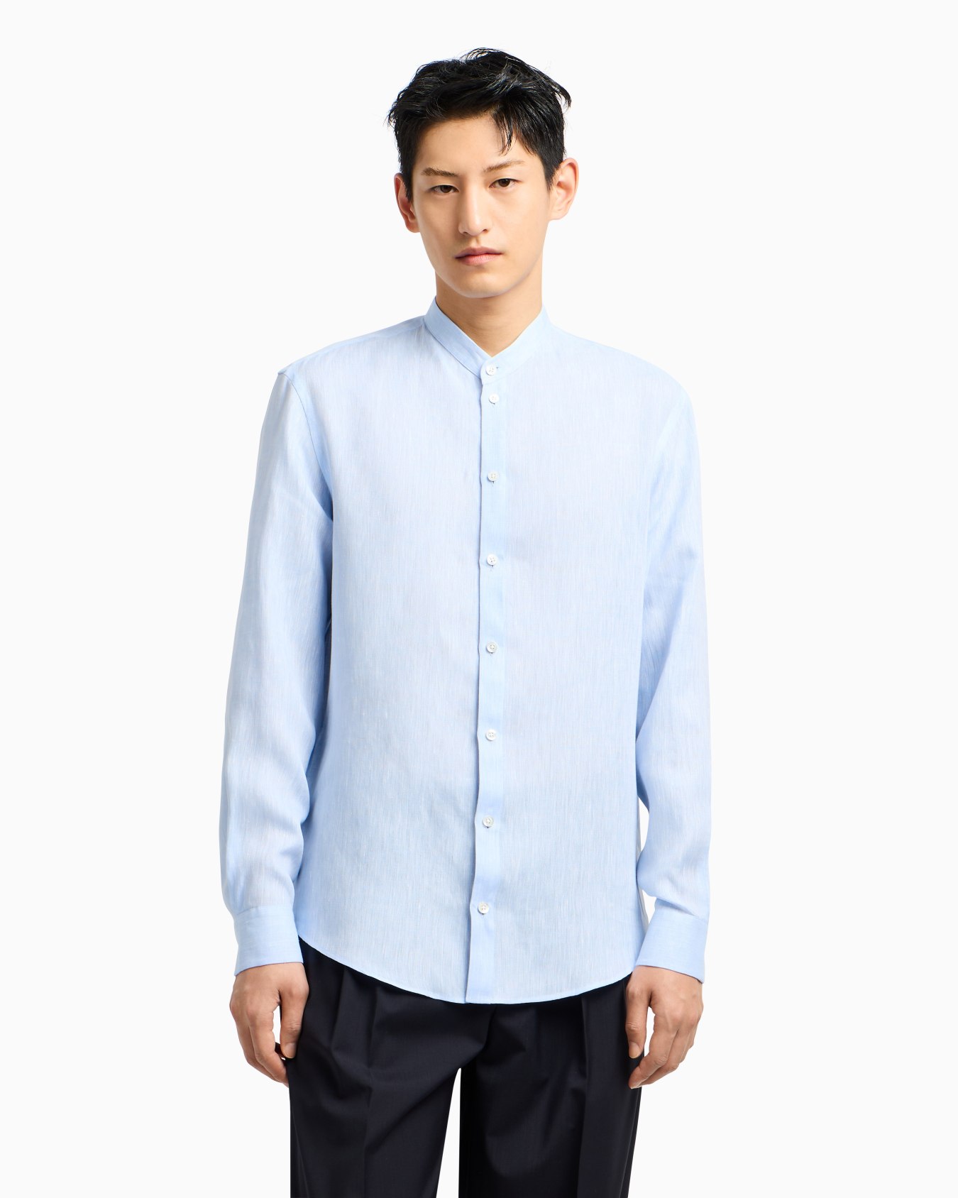 Linen chambray shirt with guru collar Slide 3