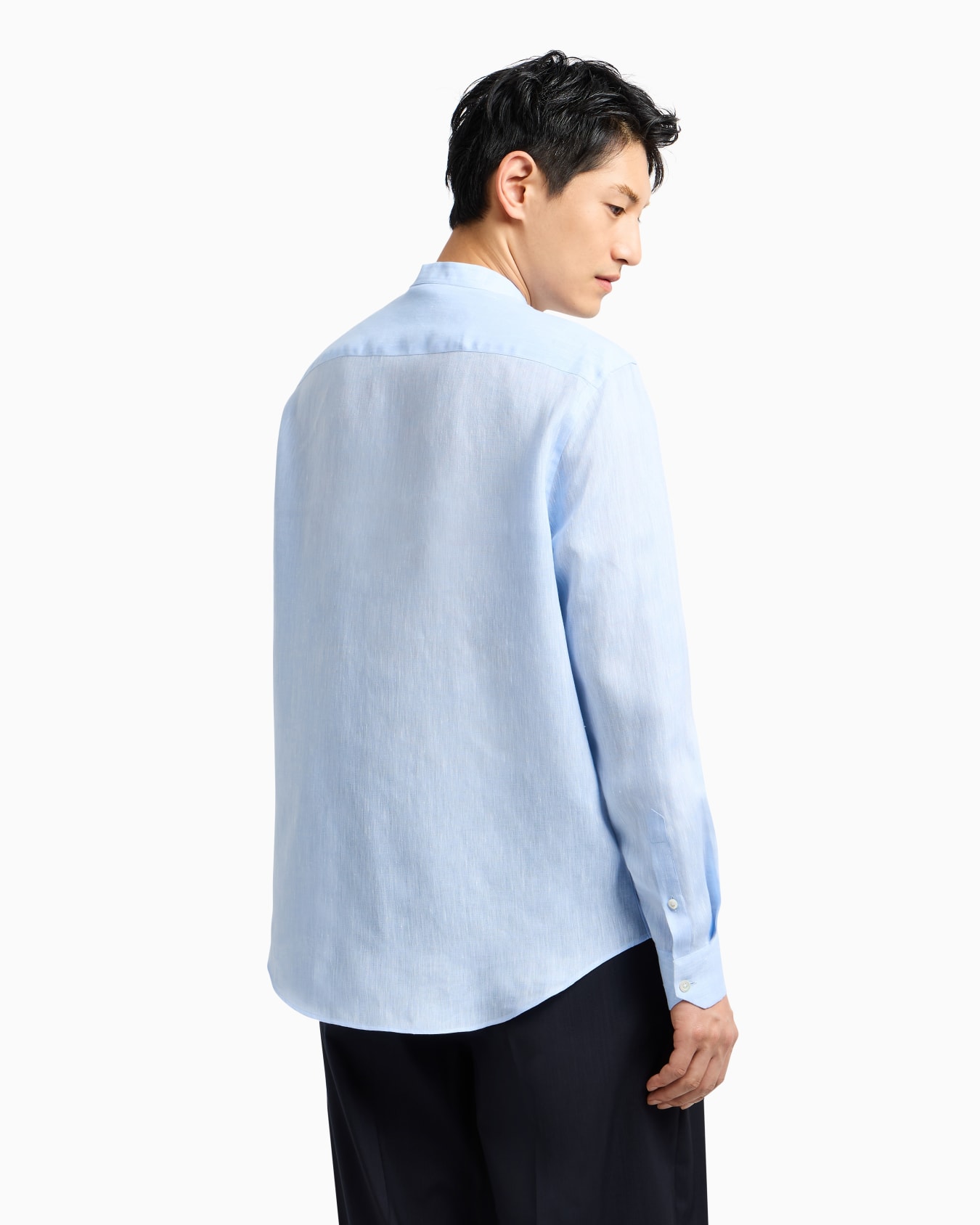 Linen chambray shirt with guru collar Slide 2