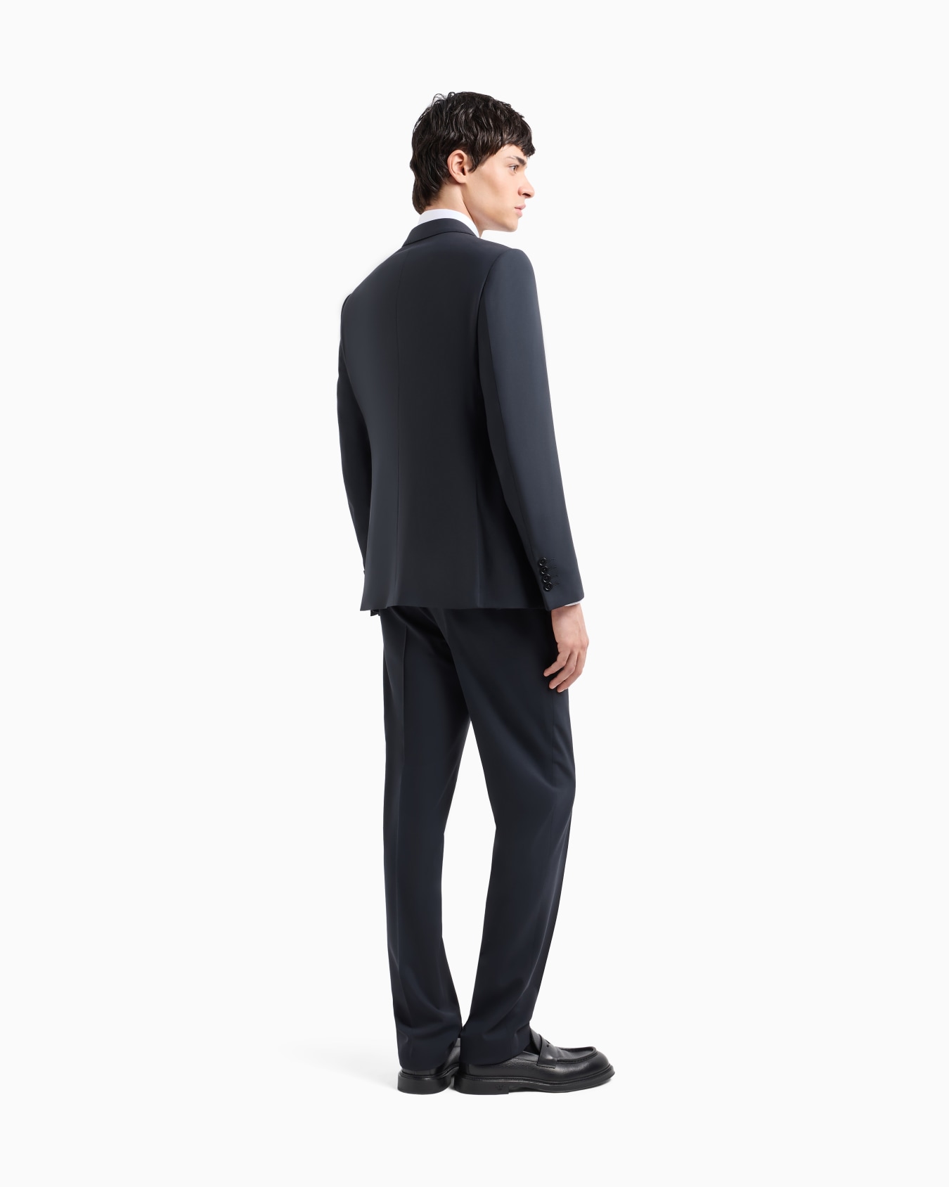 Single-breasted, slim-fit suit in brushed stretch light wool Slide 2