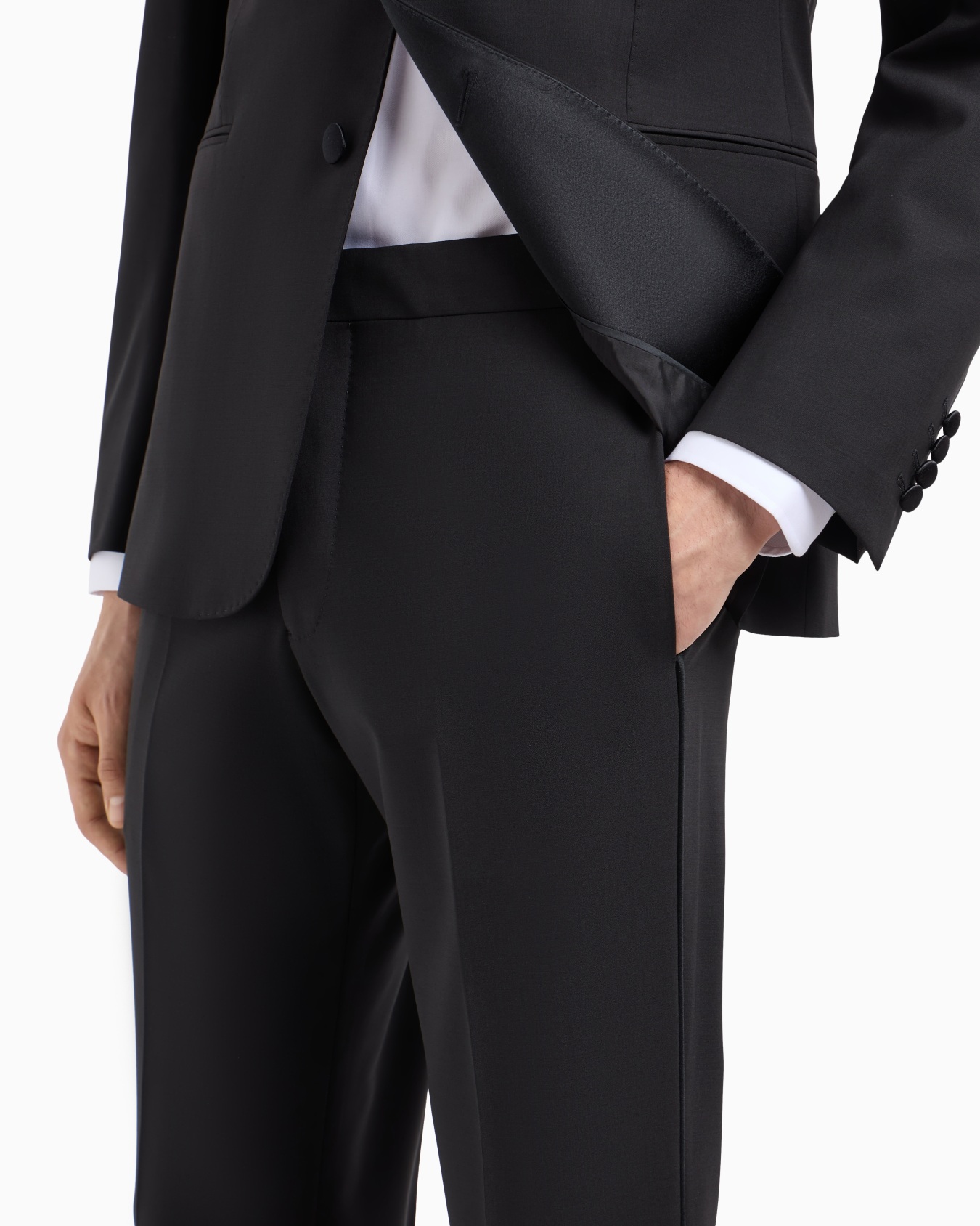 Slim-fit tuxedo in compact, two-way stretch canvas Slide 5