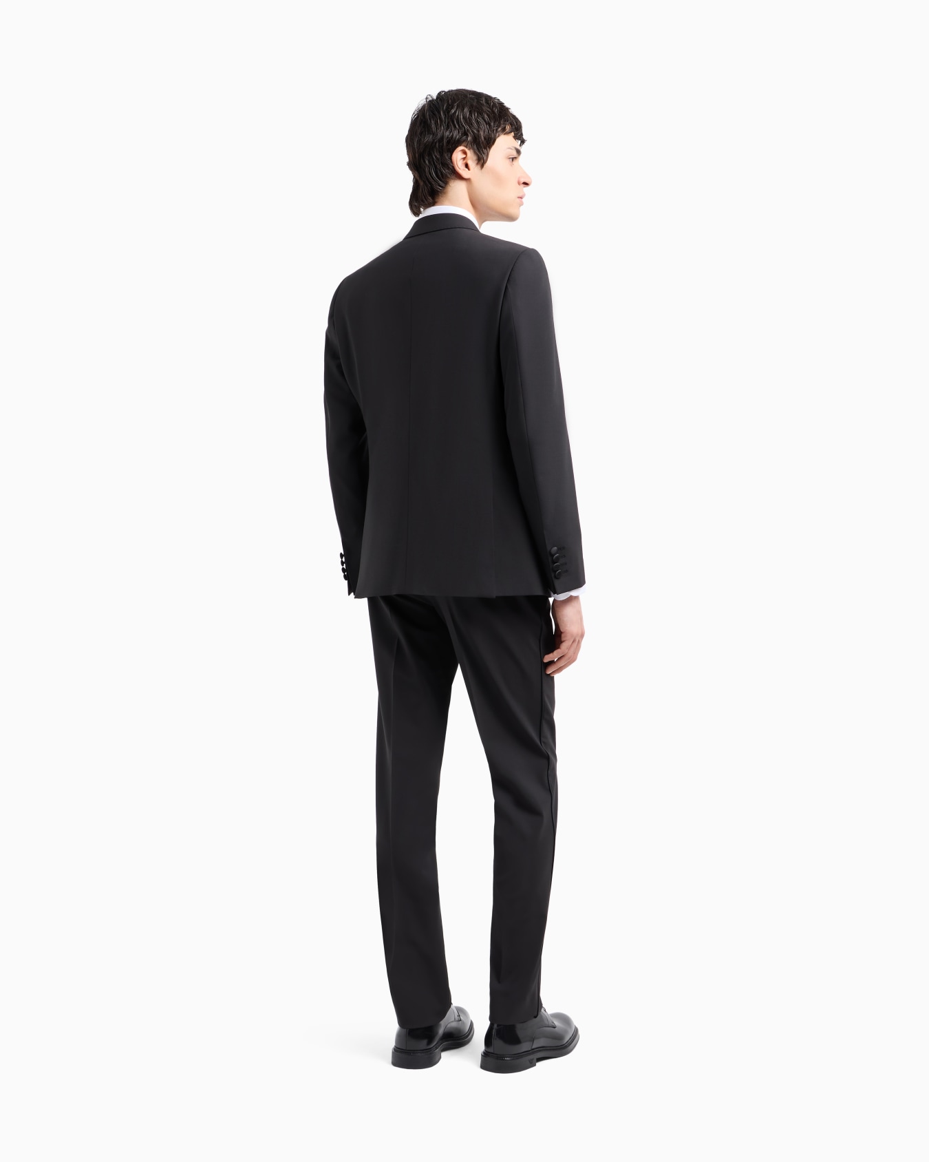 Slim-fit tuxedo in compact, two-way stretch canvas Slide 2