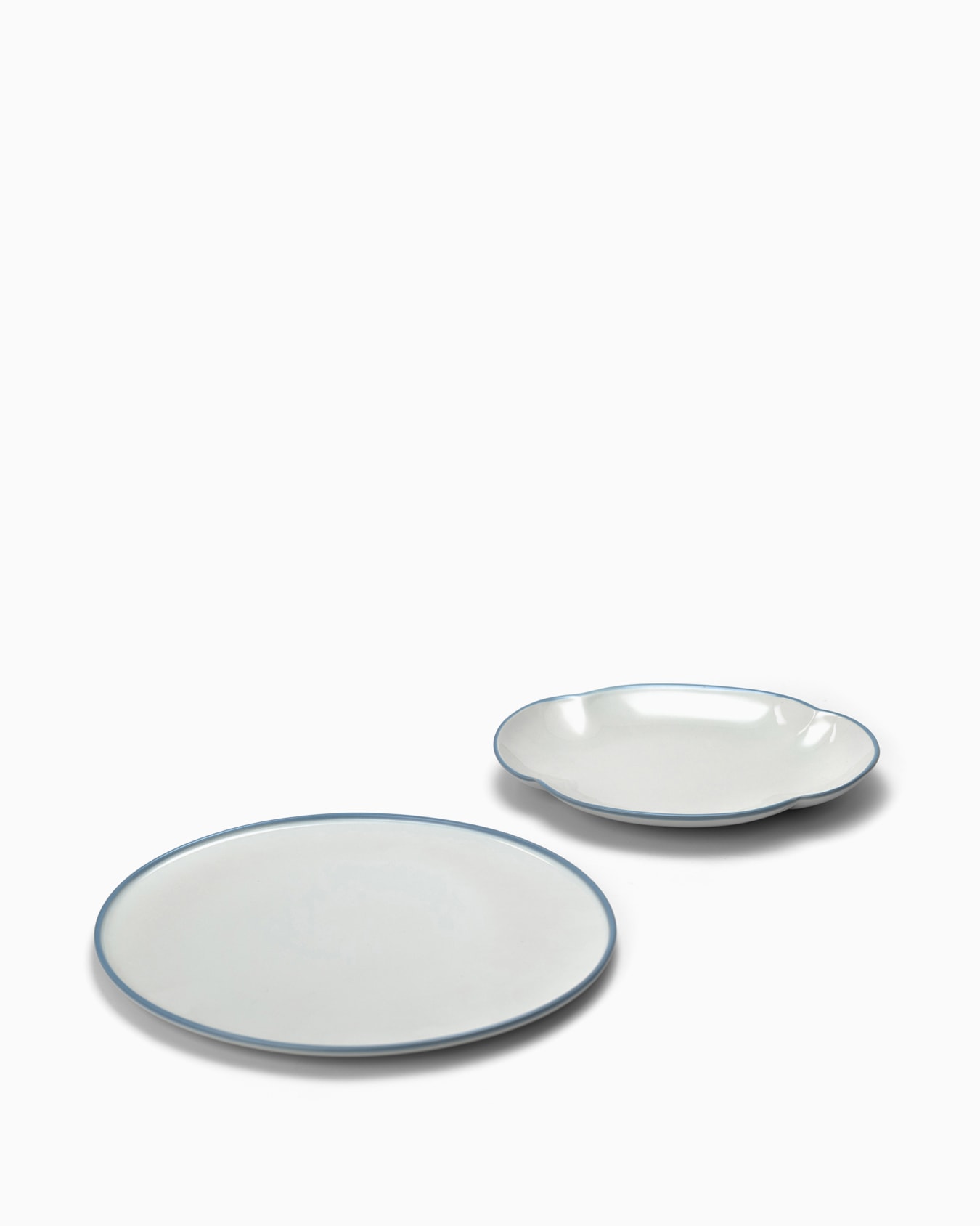 ODE Dinnerware with matt anthracite glaze Slide 4