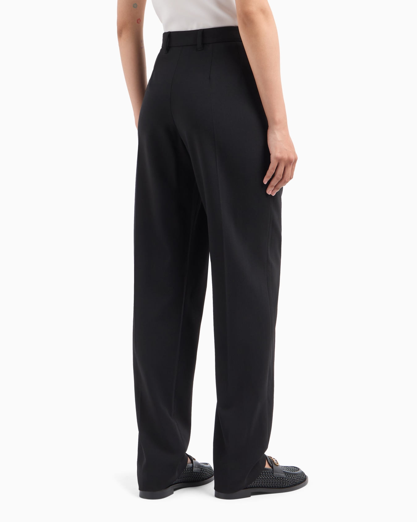 Pleated trousers in barathea wool Slide 3