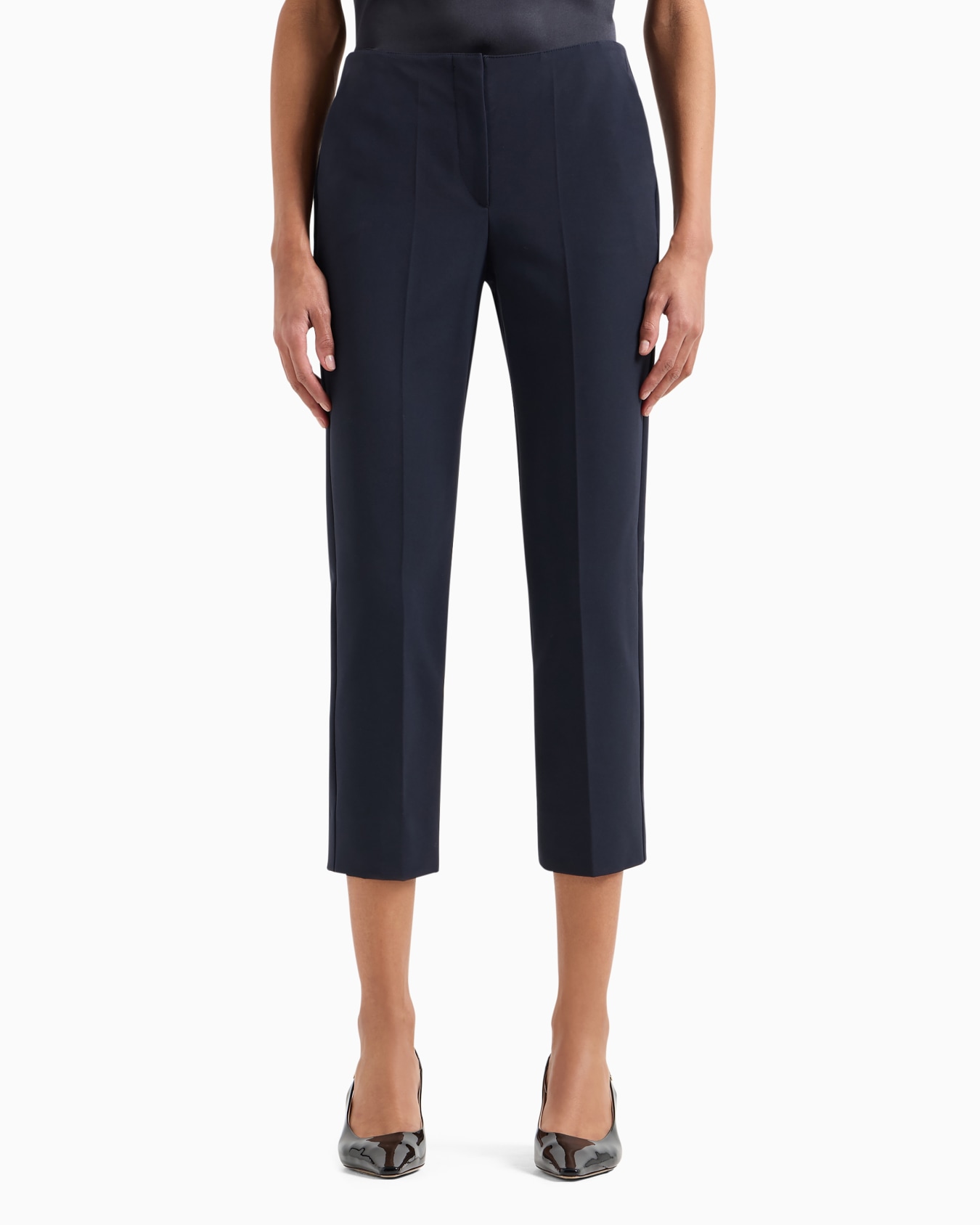Stretch gabardine 7/8 trousers Slide 3