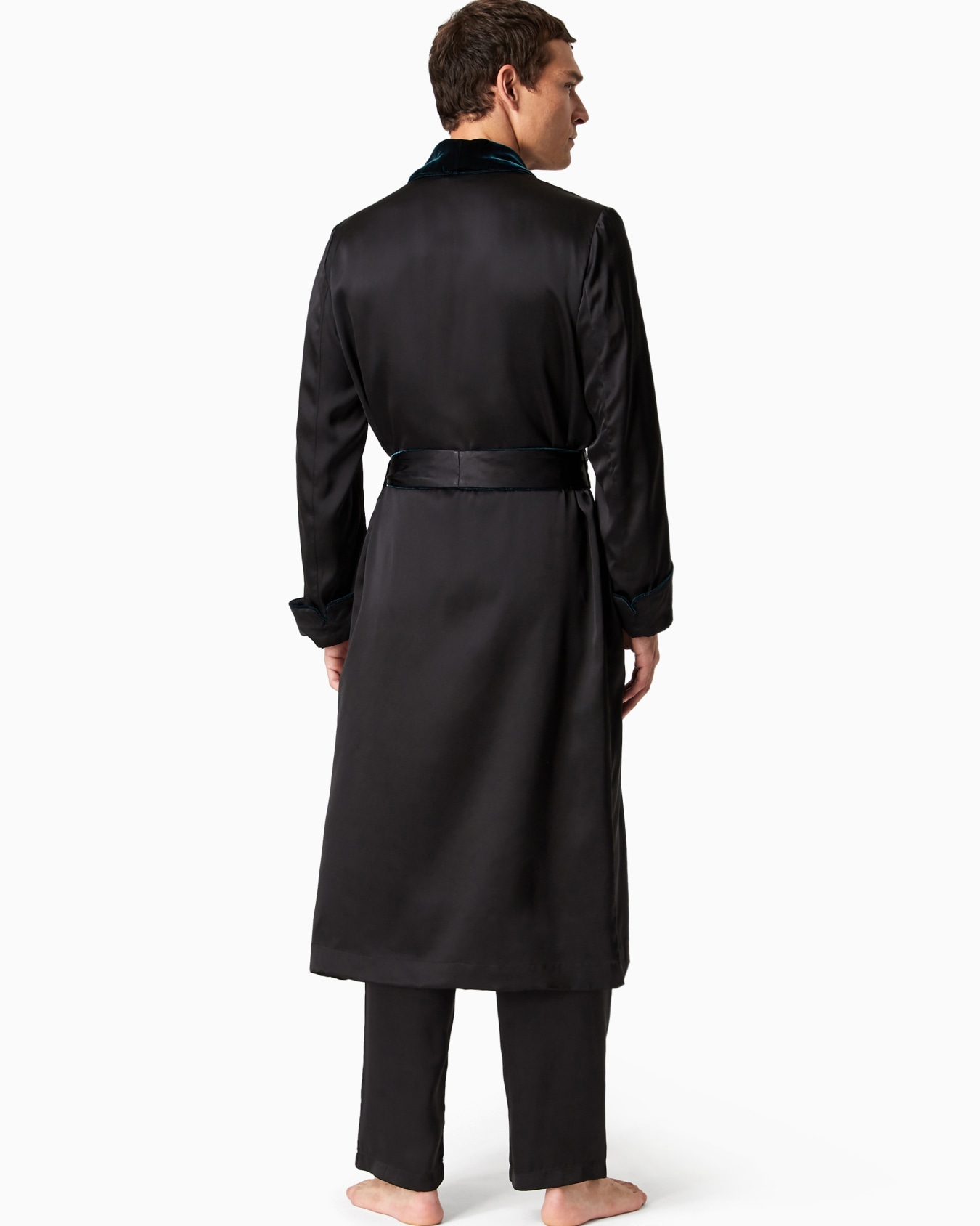 Monogrammed silk dressing gown Slide 2