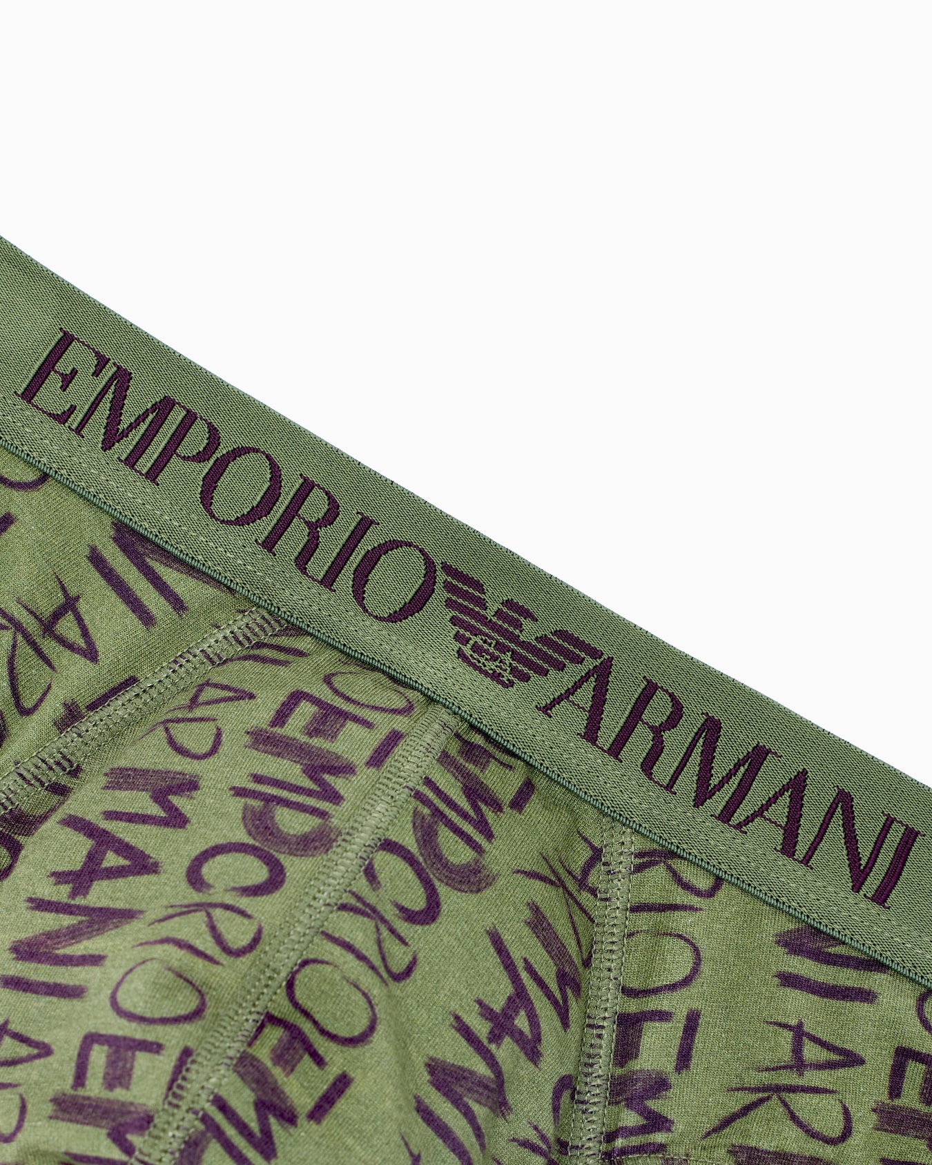 Slip imprimé logo all over Diapositive 3
