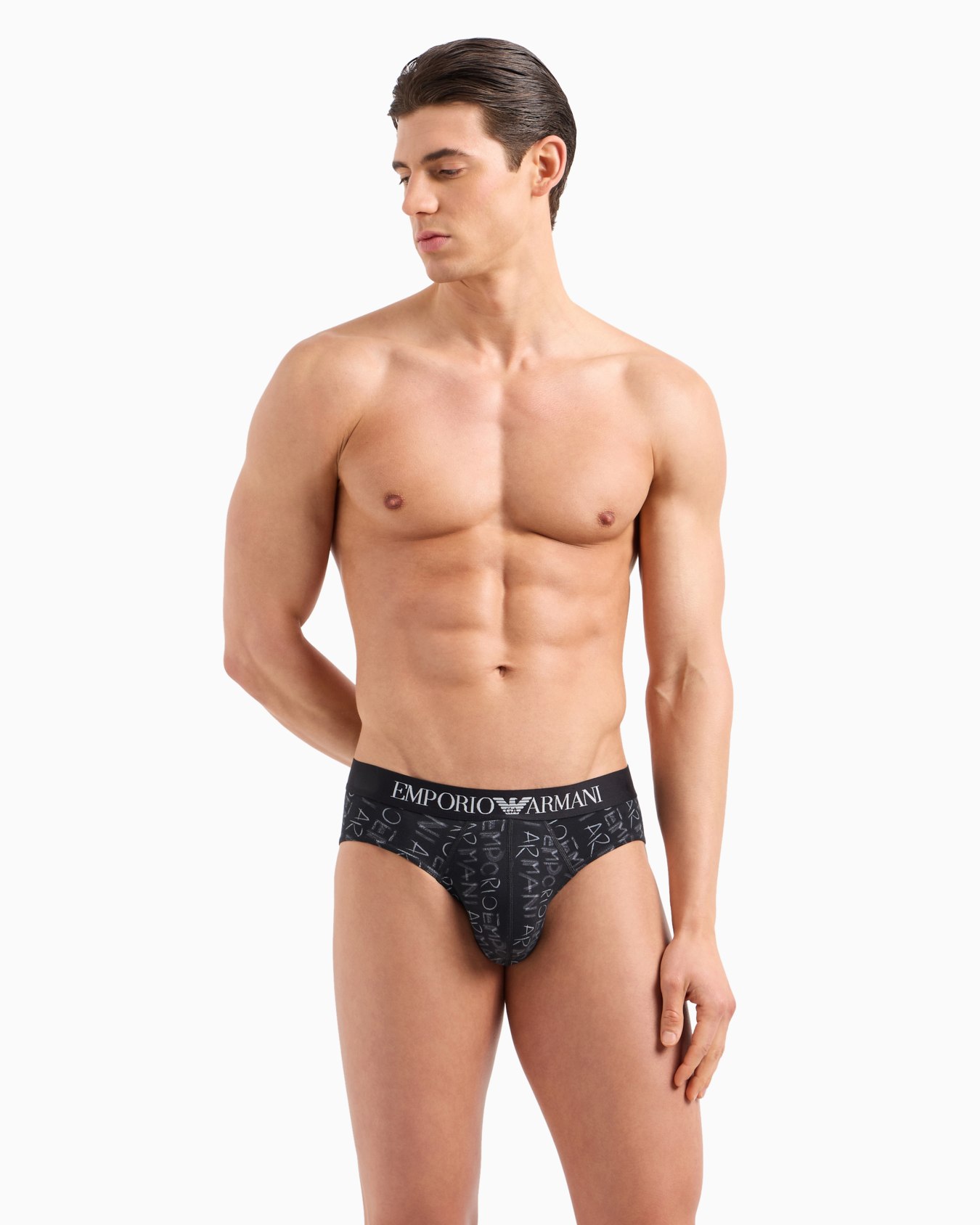 Slip mit Logo als Allover-Print Folie 1