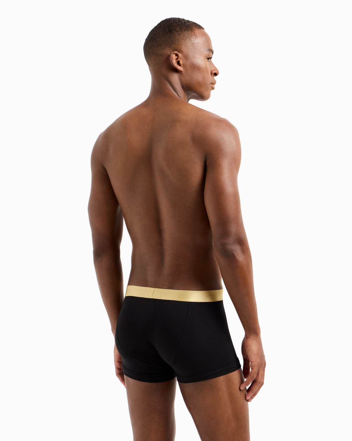 Eng anliegende Boxershorts mit elastischem, glänzendem Logobund Folie 2