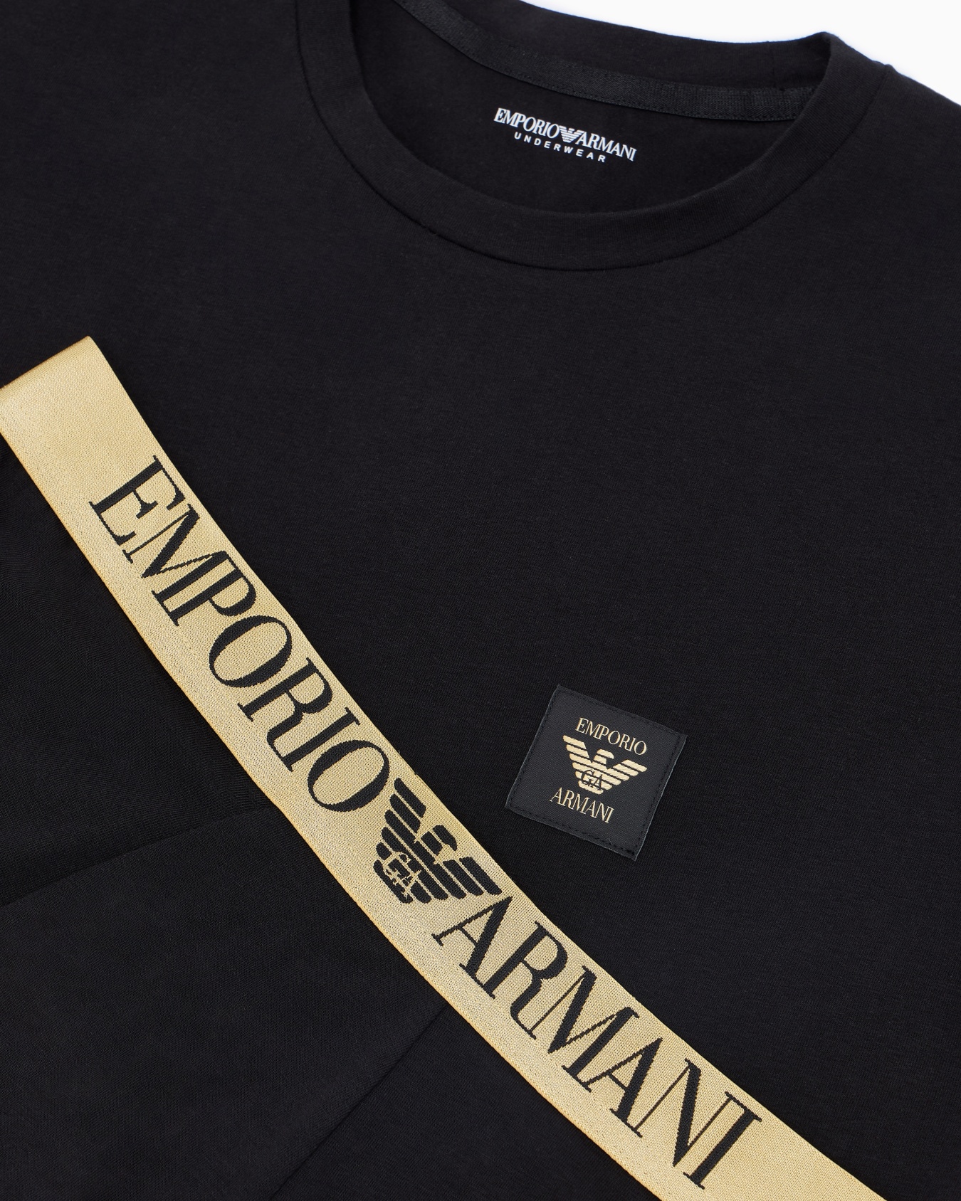 Unterwäsche-Set mit T-Shirt und eng anliegender Boxershorts mit glänzendem Logo Folie 3