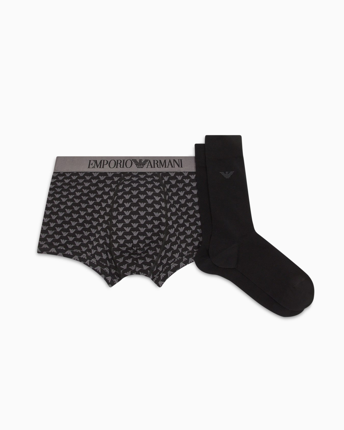 Geschenkbox bestehend aus eng anliegender Boxershorts und Socken mit festlichem Muster Folie 0