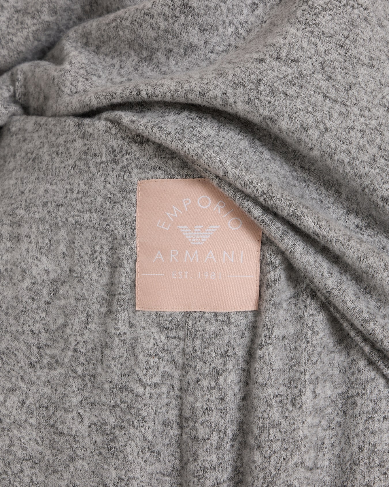 Brushed viscose pyjamas with logo patch Slide 3