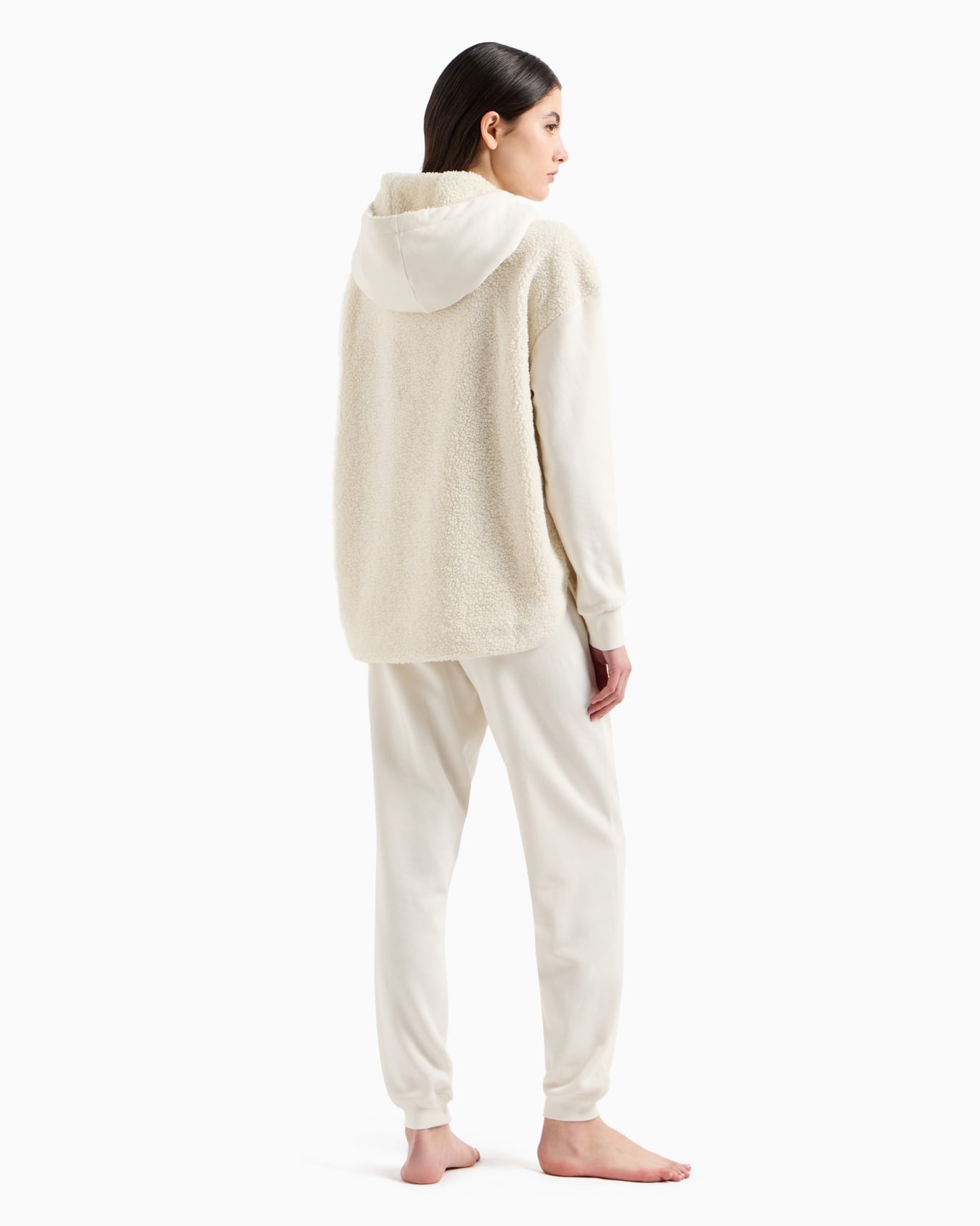 Sweat-shirt de détente à capuche en tissu effet peluche avec écusson aigle Diapositive 2