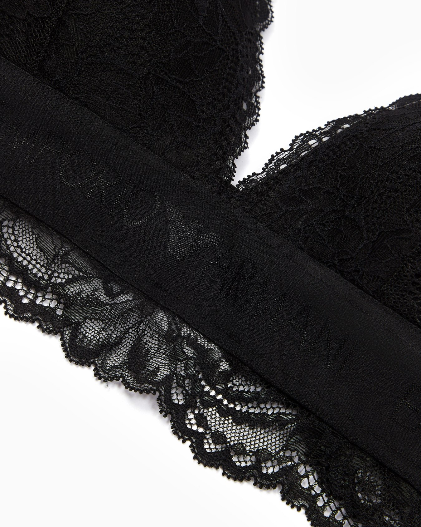 ASV Eternal Lace padded triangle bra made of recycled lace and with a logo underband Slide 3