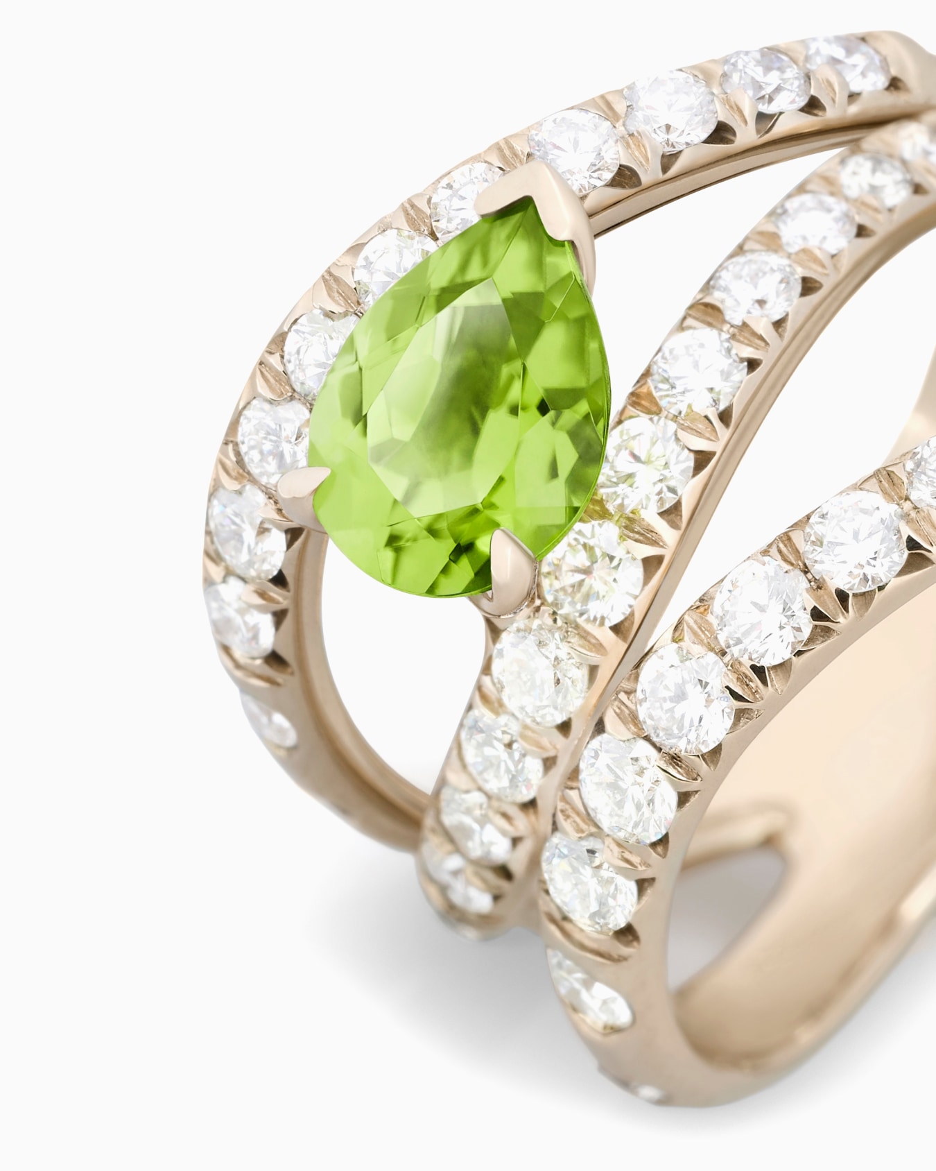Blanche 18k gold ring with diamonds and peridot Slide 1
