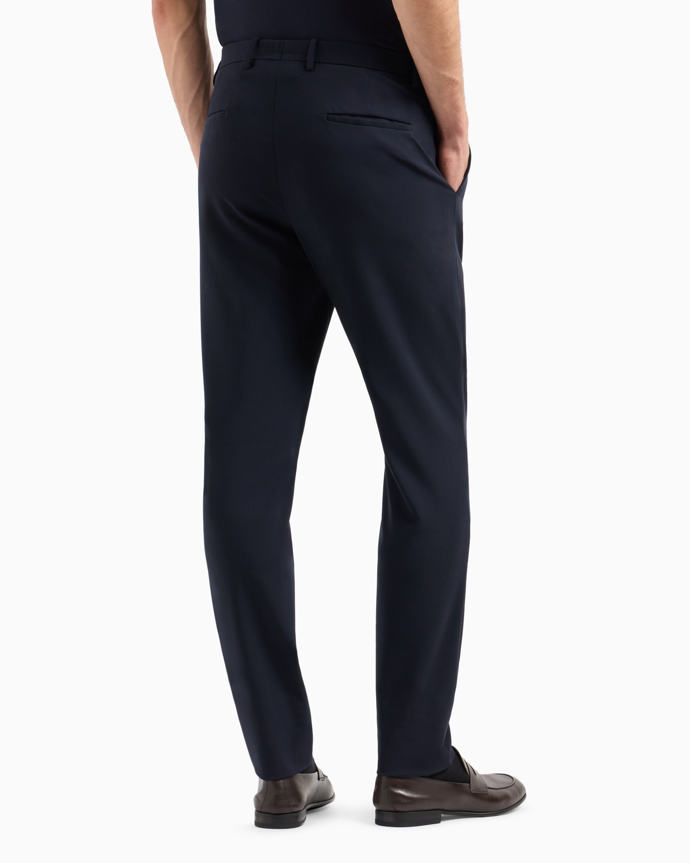 Two-way stretch wool-canvas trousers Slide 2