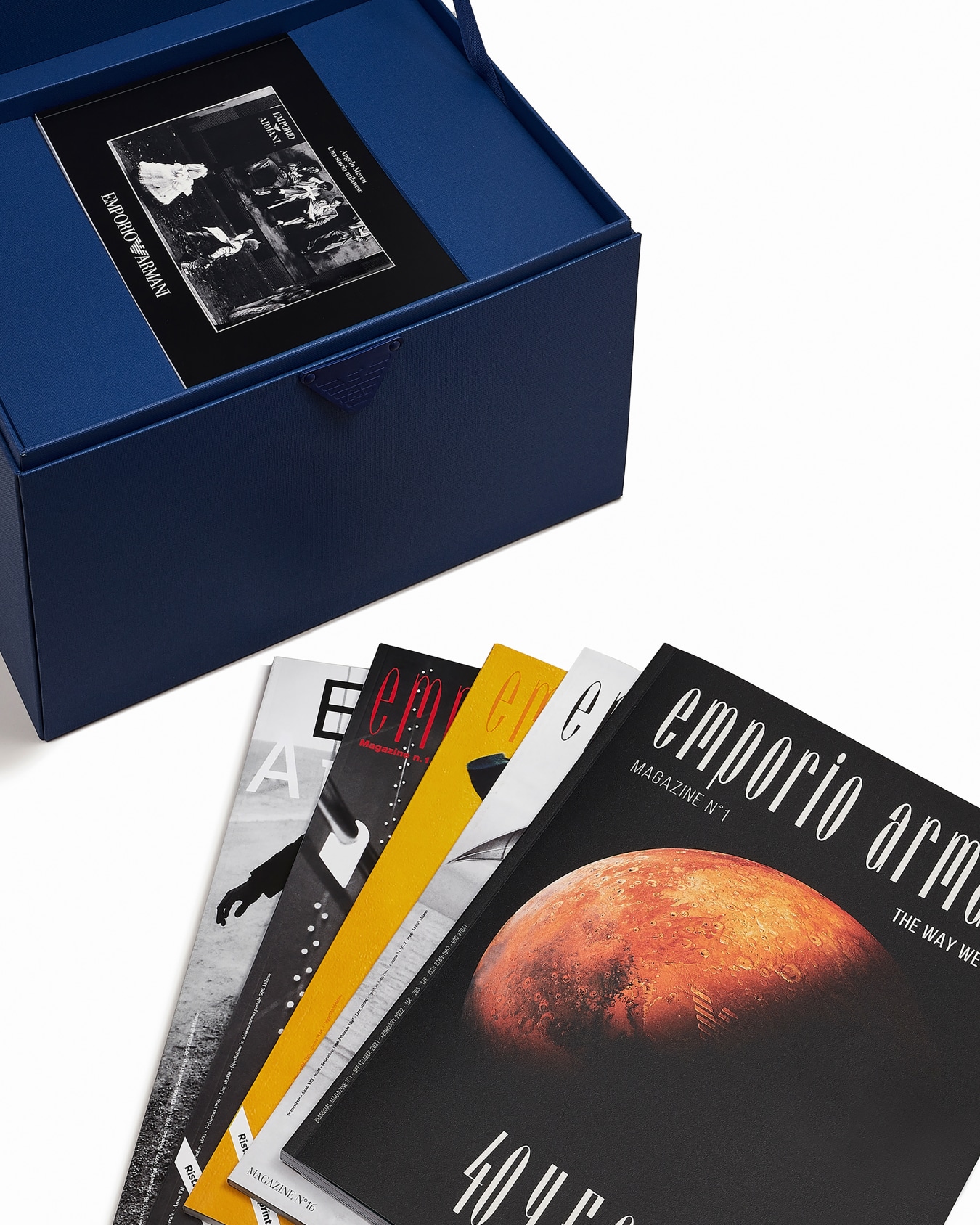 Celebration box set Emporio Armani 40 YEARS Slide 2