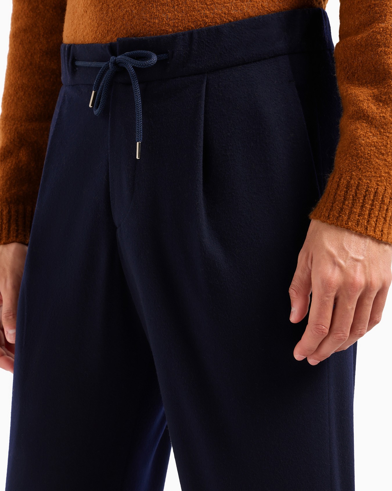 Giorgio Armani Vicuña Pantaloni a una pince in pura vicuña chevron Slide 4