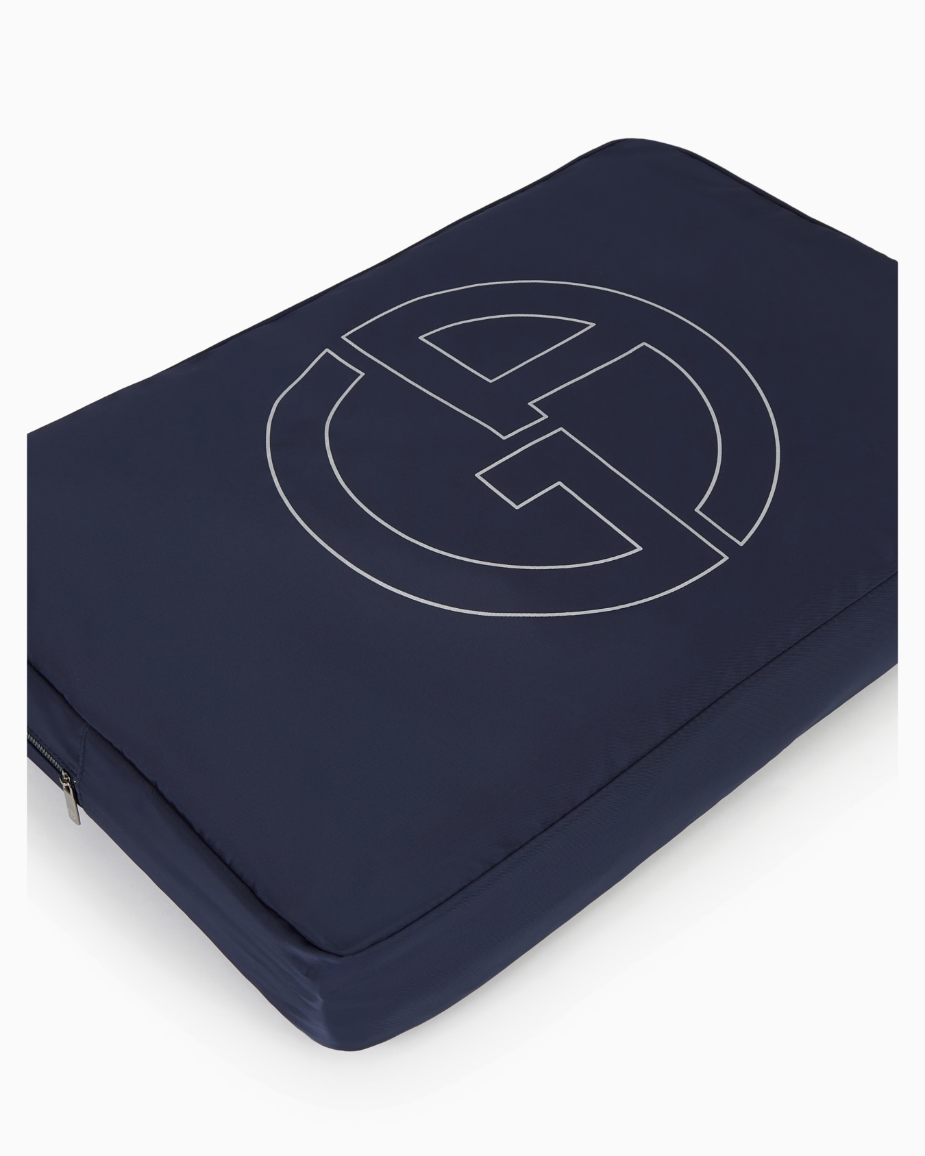 Cotton-terry beach towel with oversized jacquard GA logo Slide 3