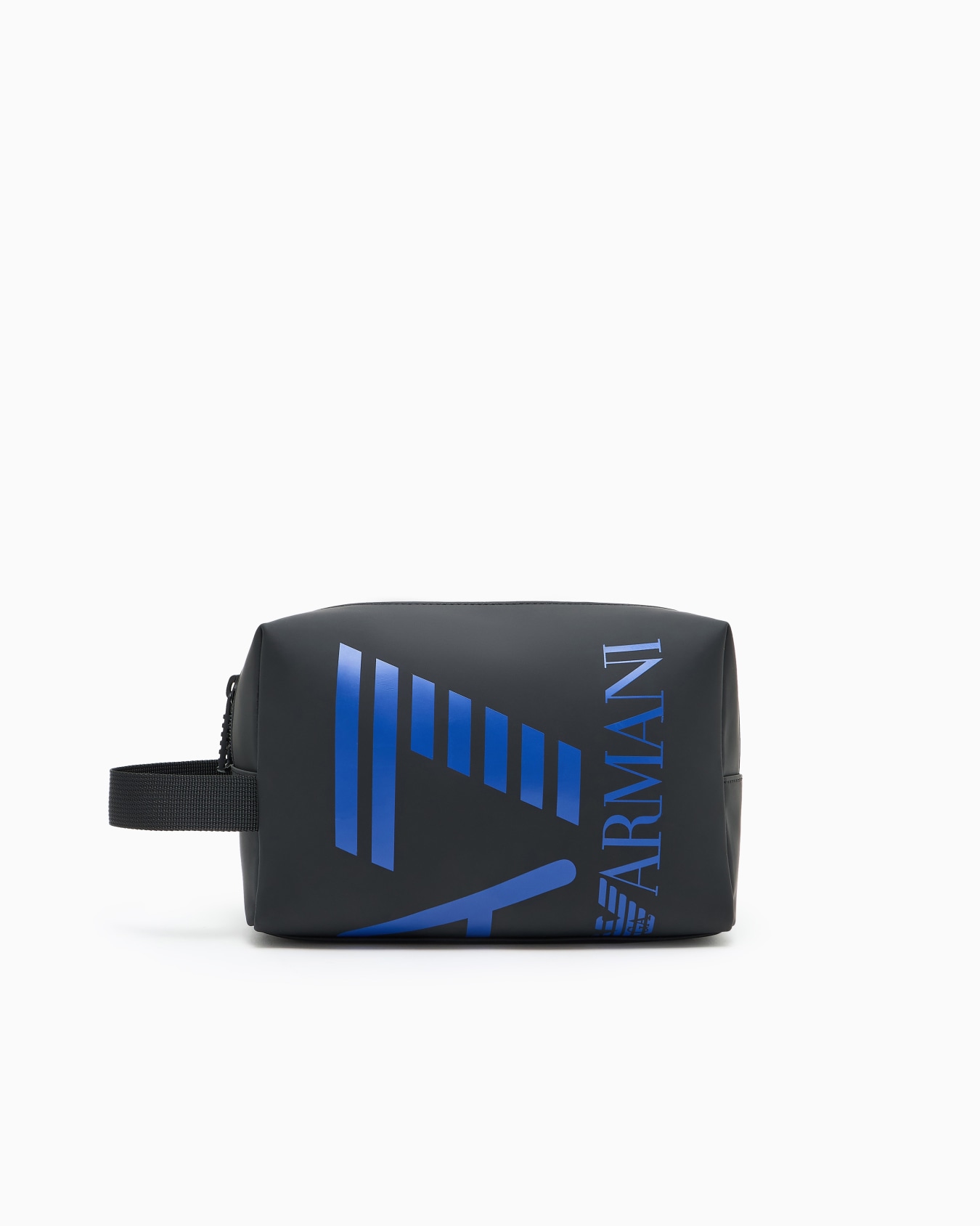 Washbag with oversized logo Slide 1