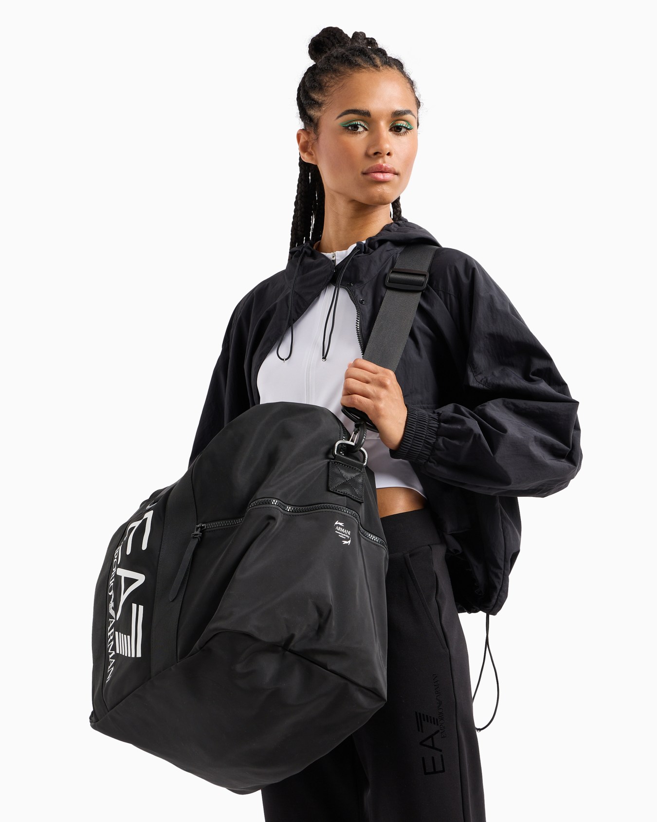 Logo Series recycled-fabric gym bag Slide 6
