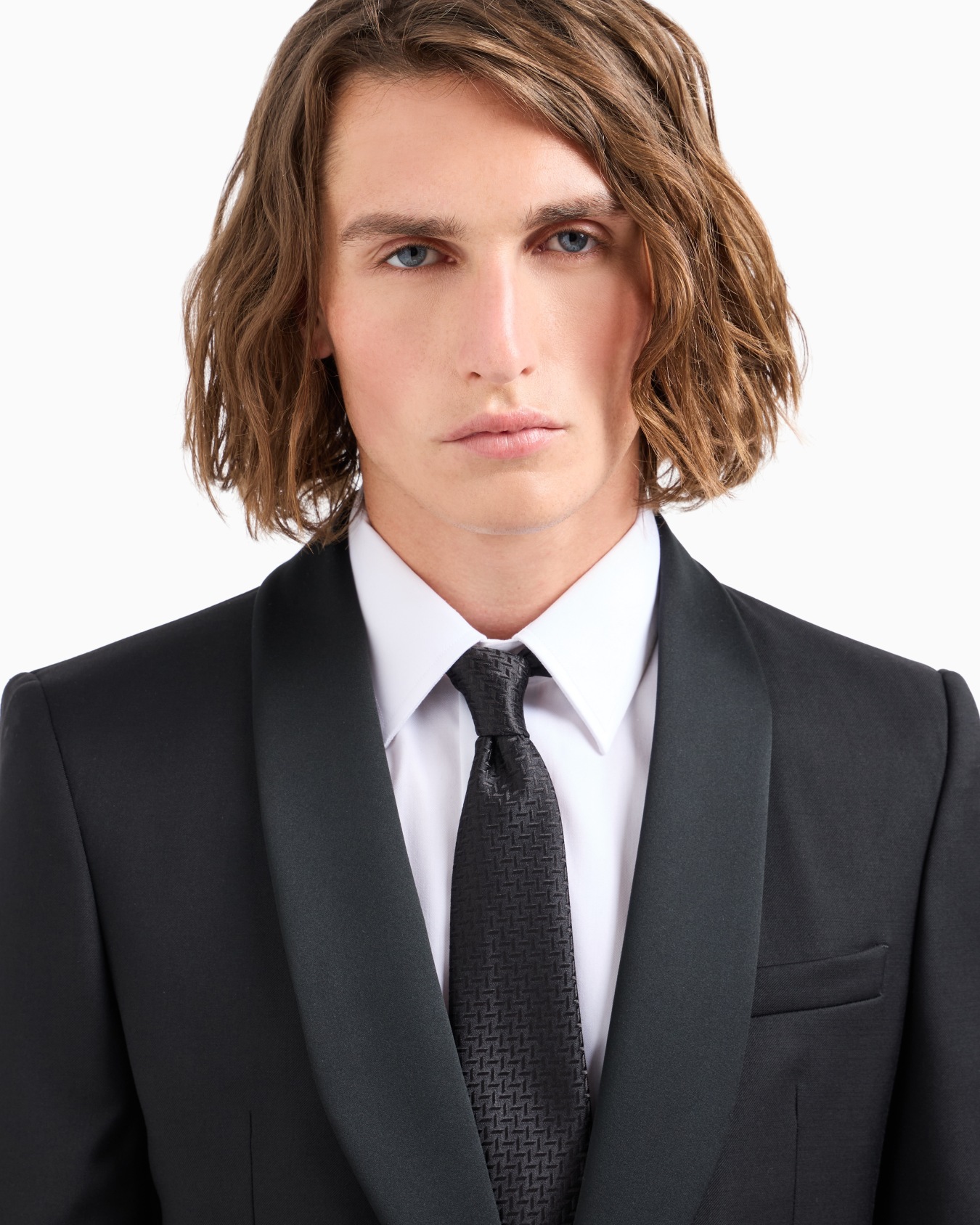 Silk-blend tie with jacquard chevron motif Slide 2