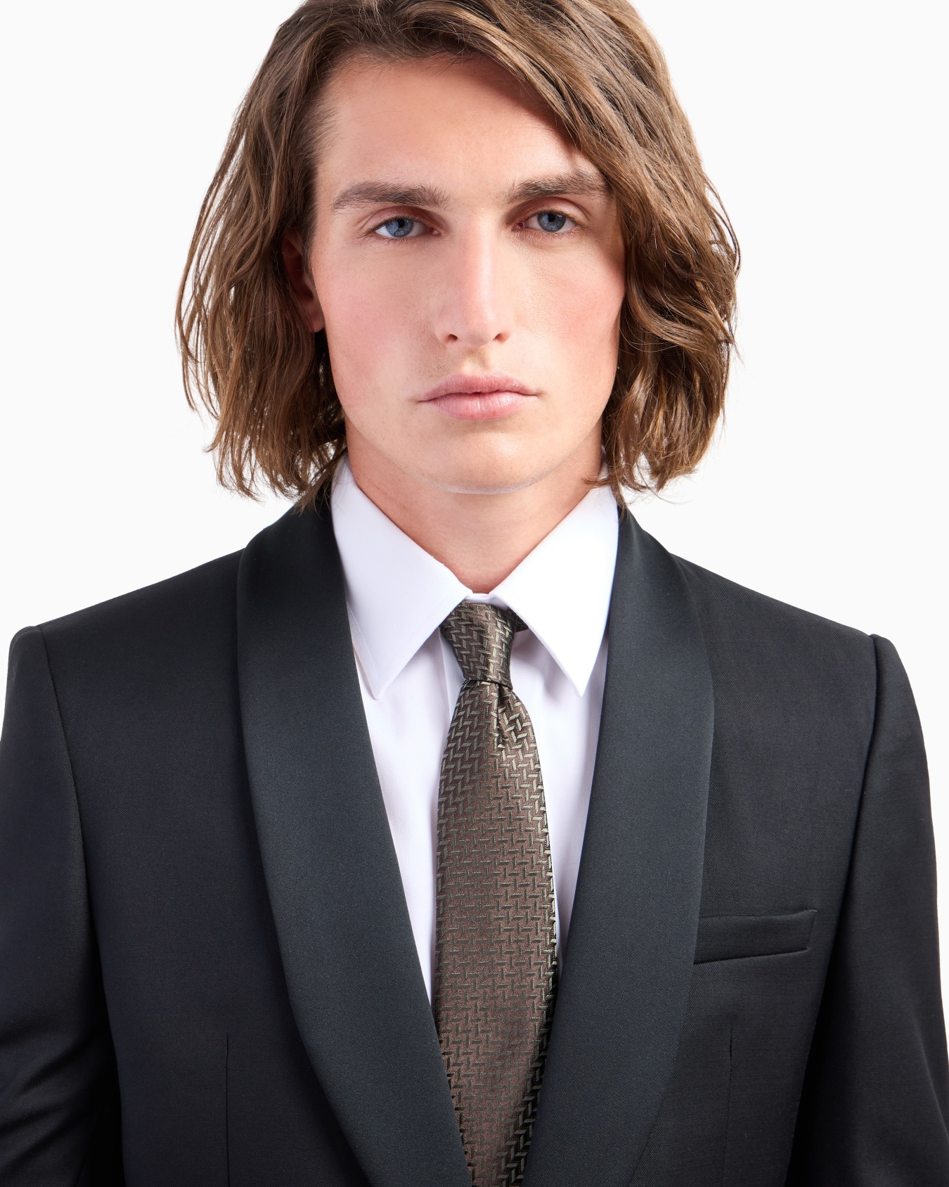 Silk-blend tie with jacquard chevron motif Slide 2