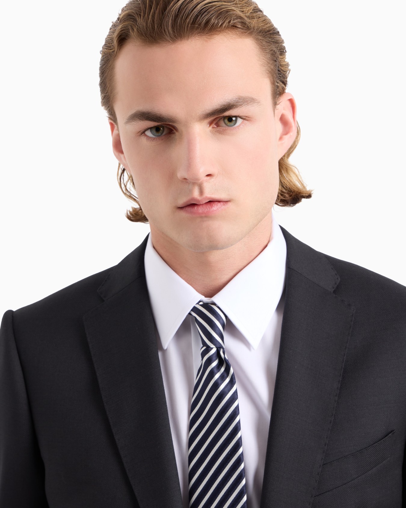 Pure silk tie with jacquard striped motif Slide 2