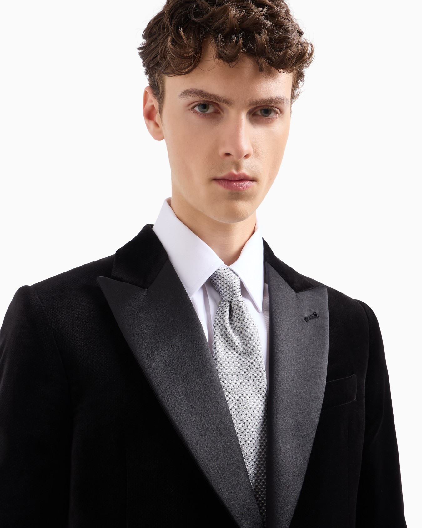 Pure silk tie with jacquard op-art motif Slide 2