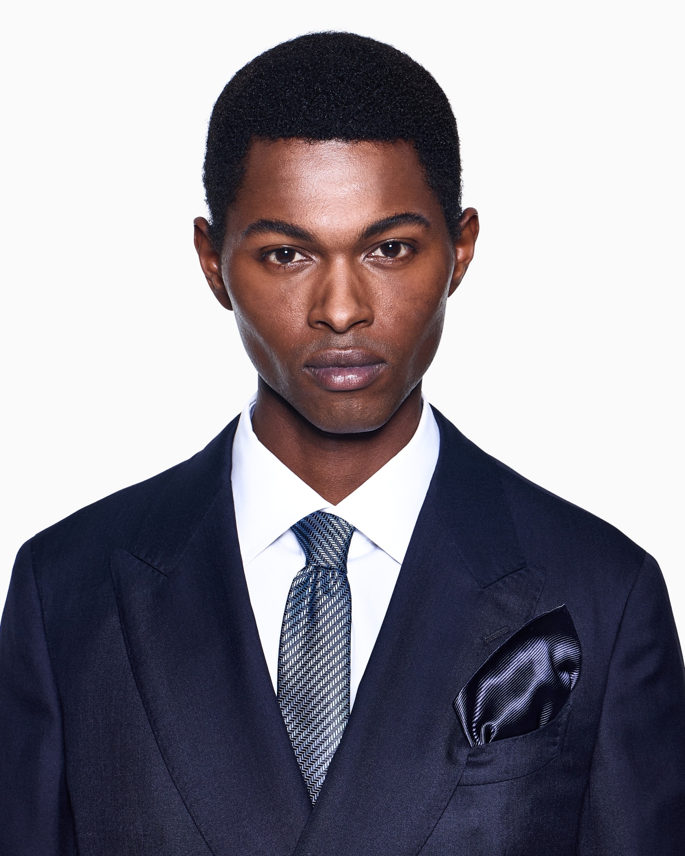 Silk pocket square Slide 2
