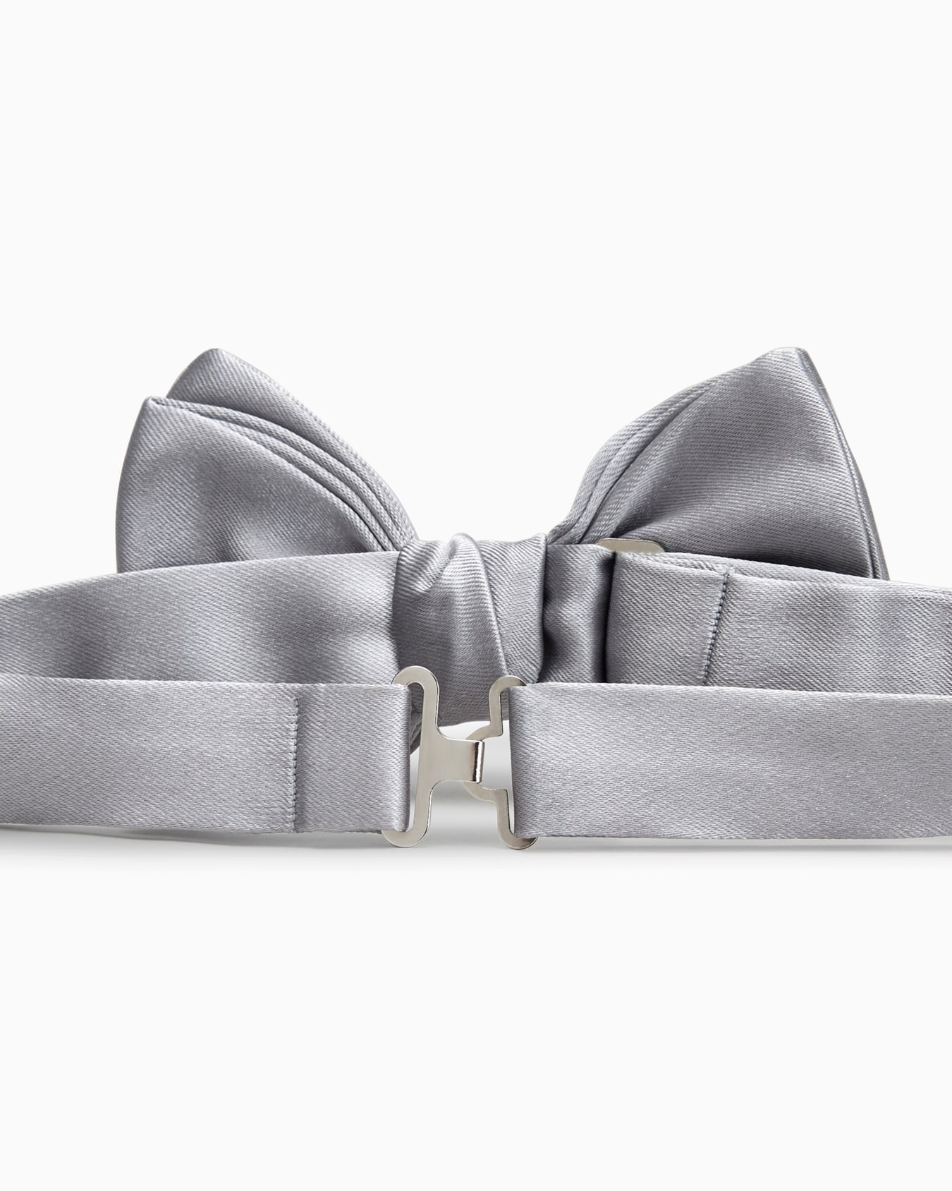 Pure silk knotted bow tie Slide 1