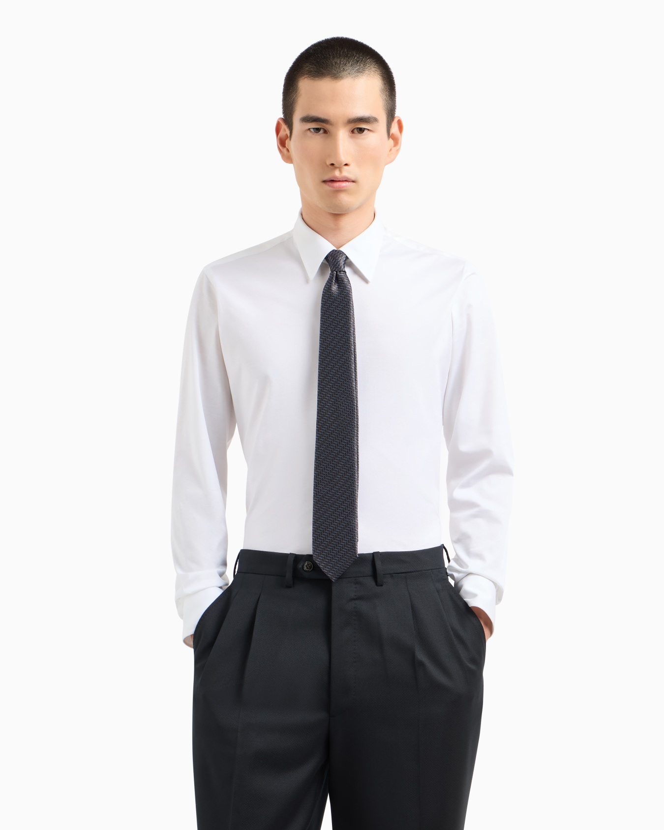 Corbata de seda con motivo chevrón en tejido jacquard Diapositiva 2