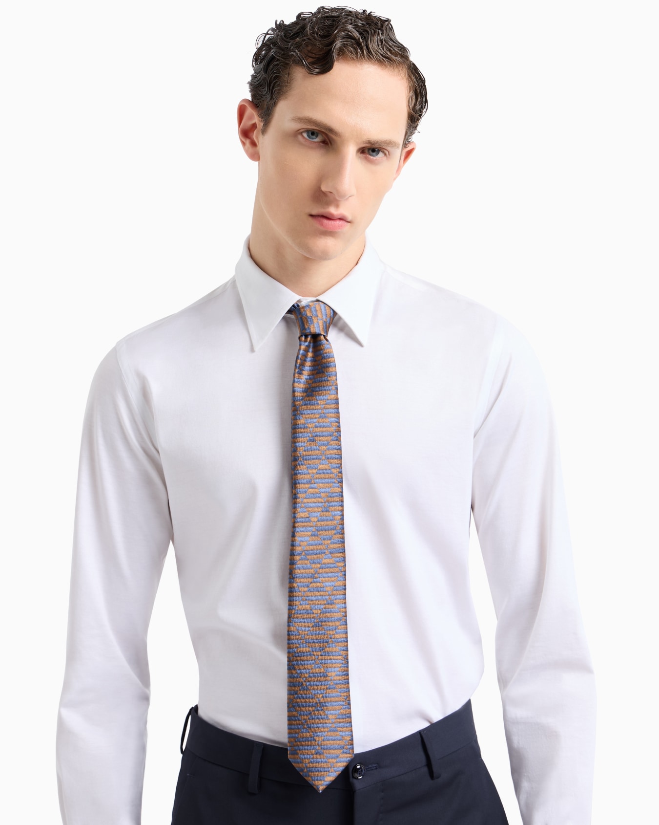 Silk tie with geometric print Slide 2