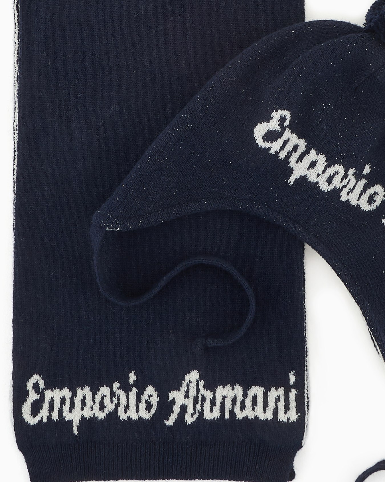 Beret and scarf set with jacquard logo Slide 1
