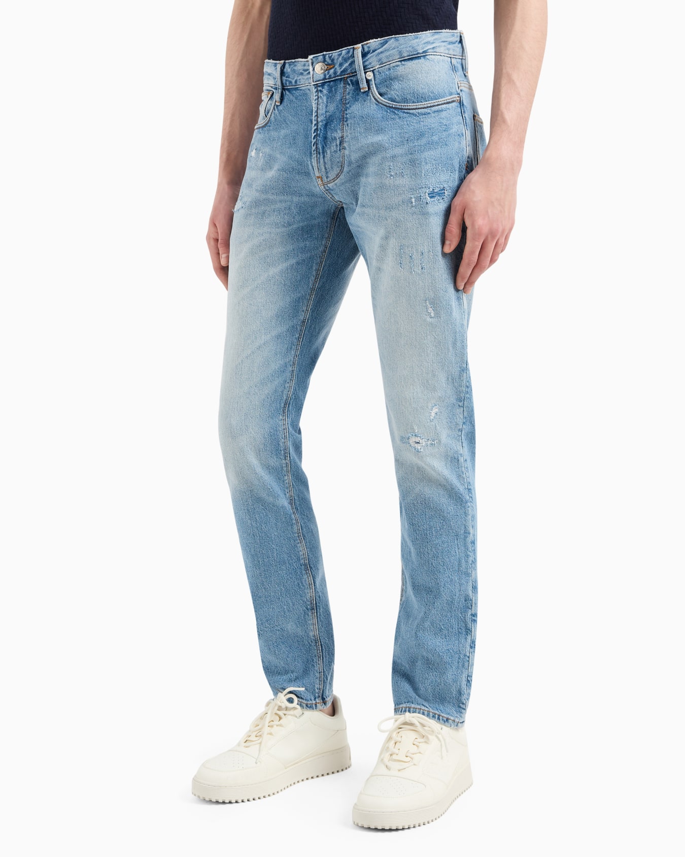 J06 slim-fit, worn-look, stretch-denim jeans Diapositiva 1