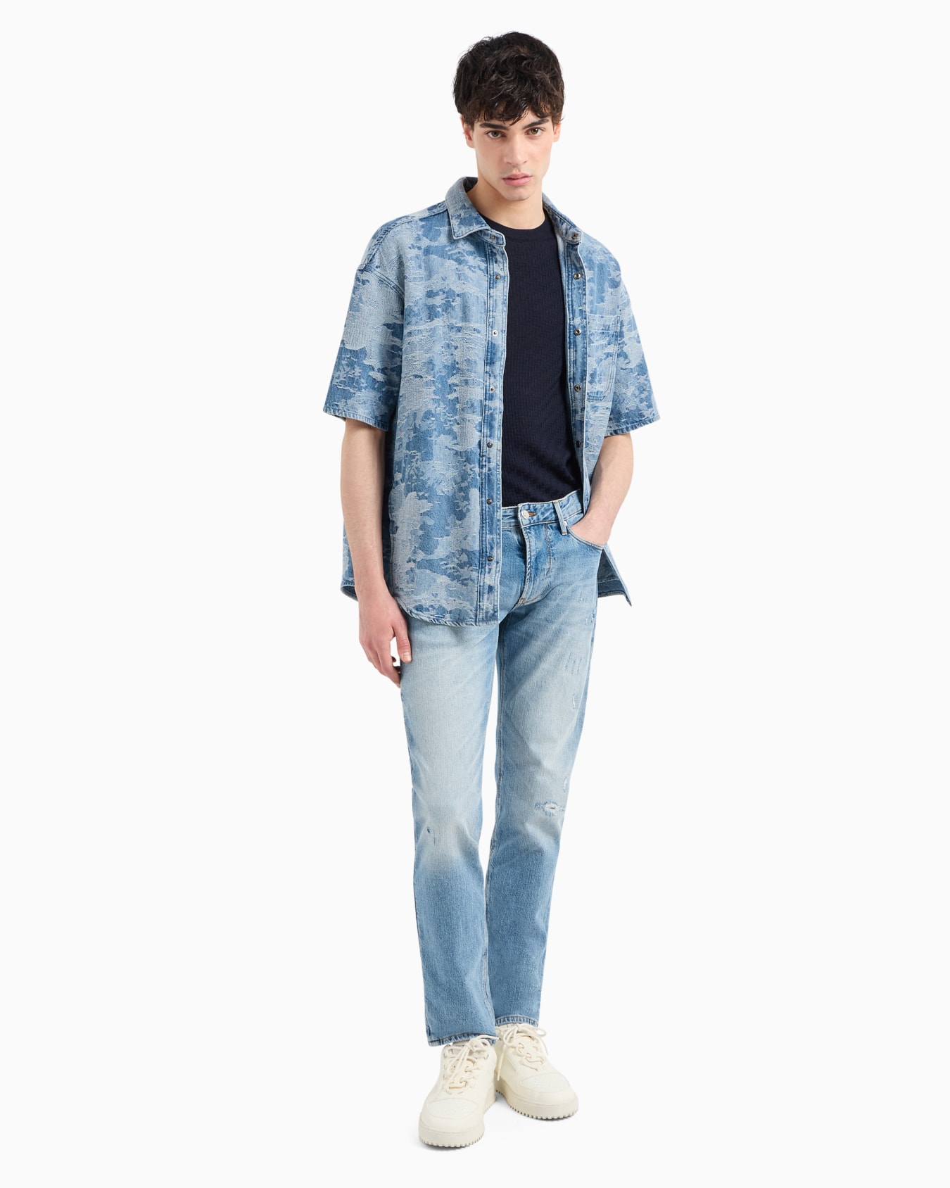 J06 slim-fit, worn-look, stretch-denim jeans Diapositiva 3