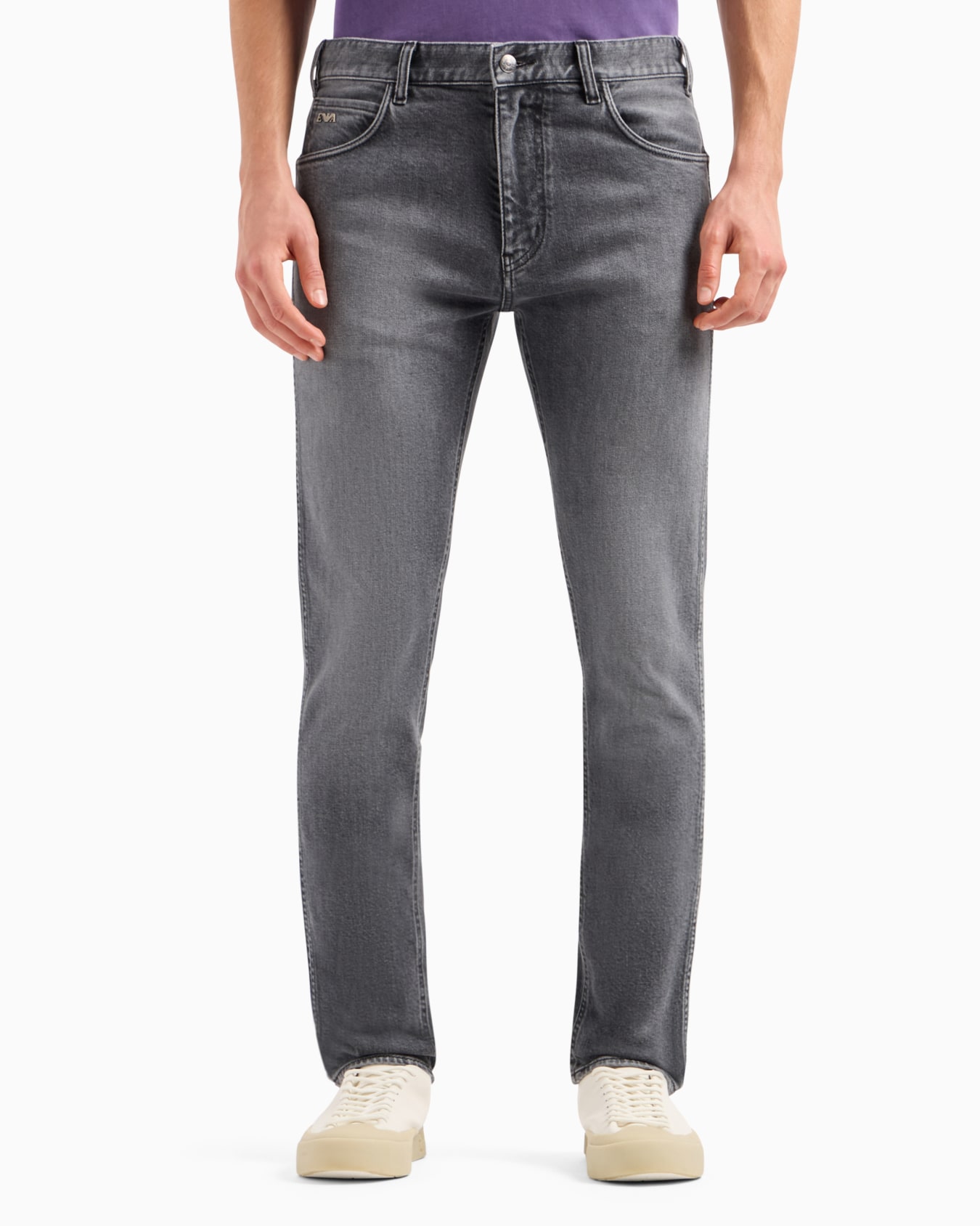 J16 slim-fit, washed denim jeans Slide 2