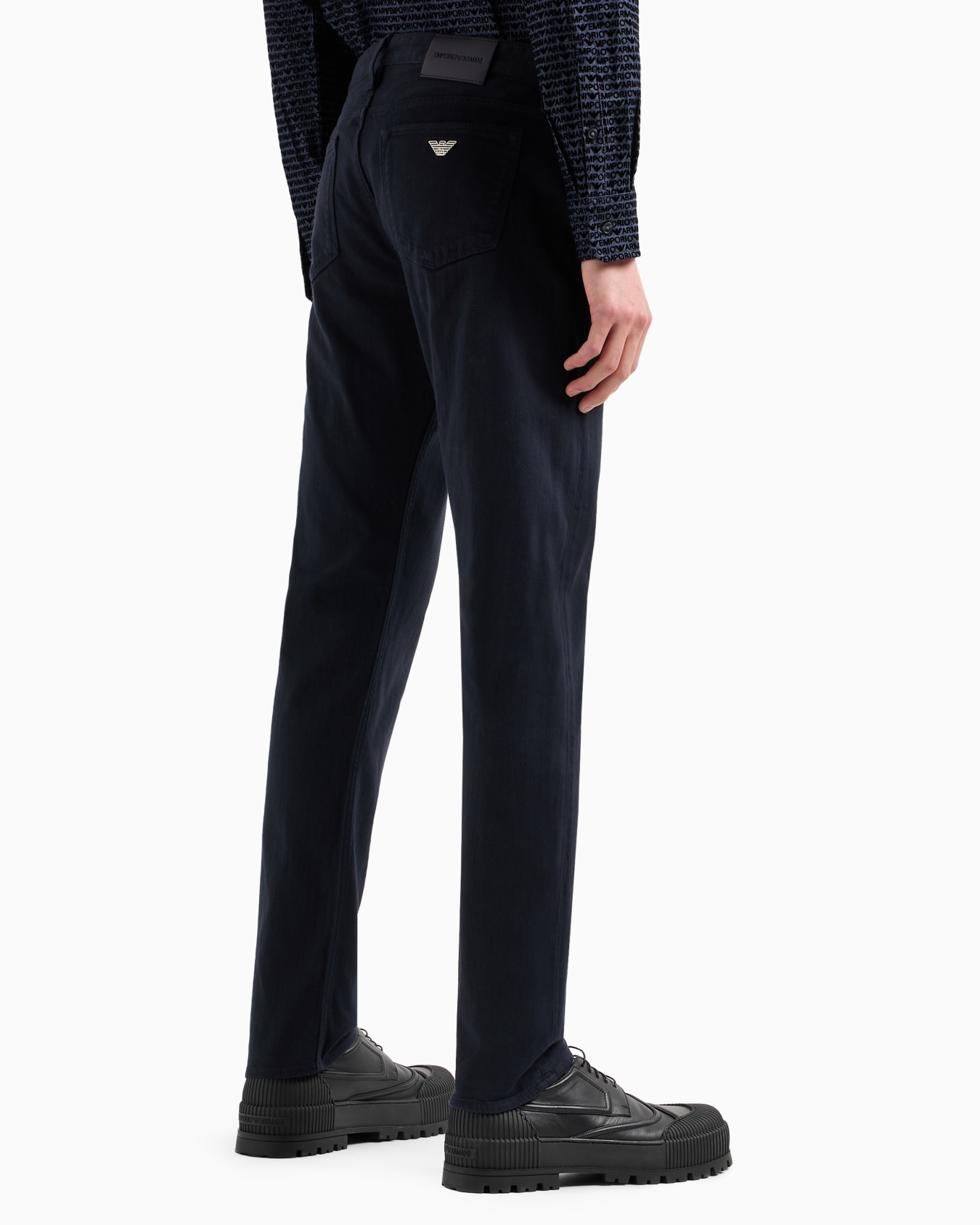 J75 Slim-fit jeans in garment-dyed comfort denim Slide 3