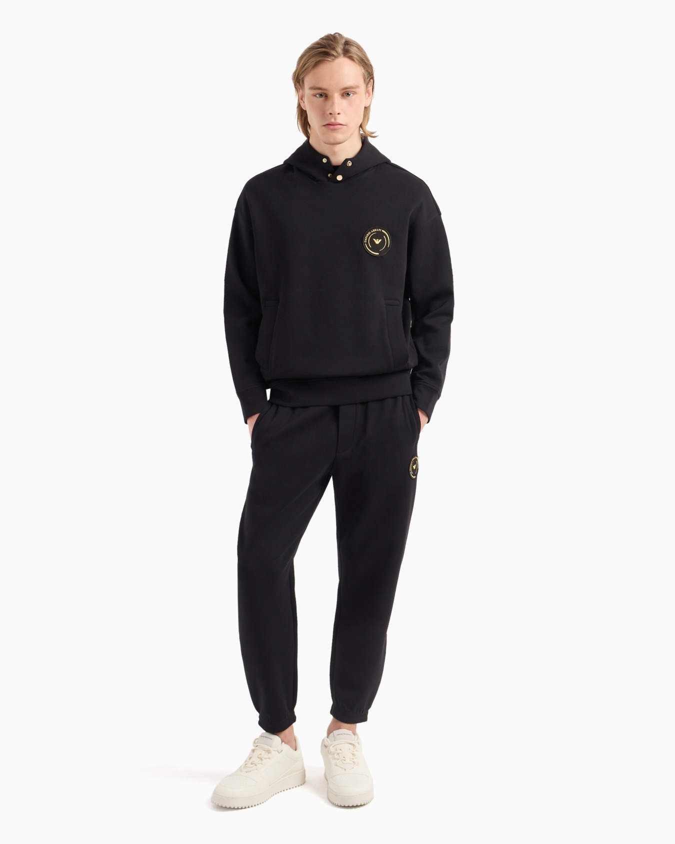 Drawstring joggers with a Ramadan capsule collection patch Diapositiva 3